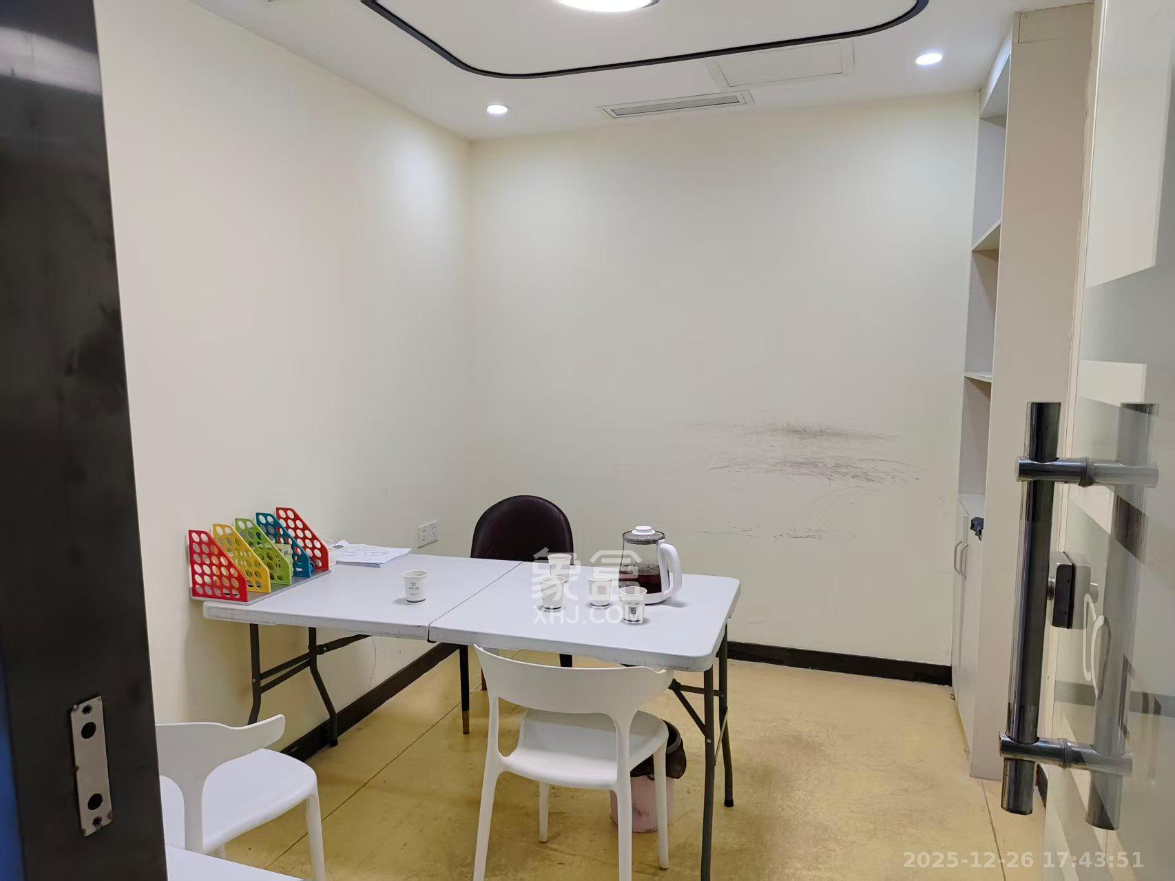 长房东郡   227.0㎡      23000.0元/月室内图