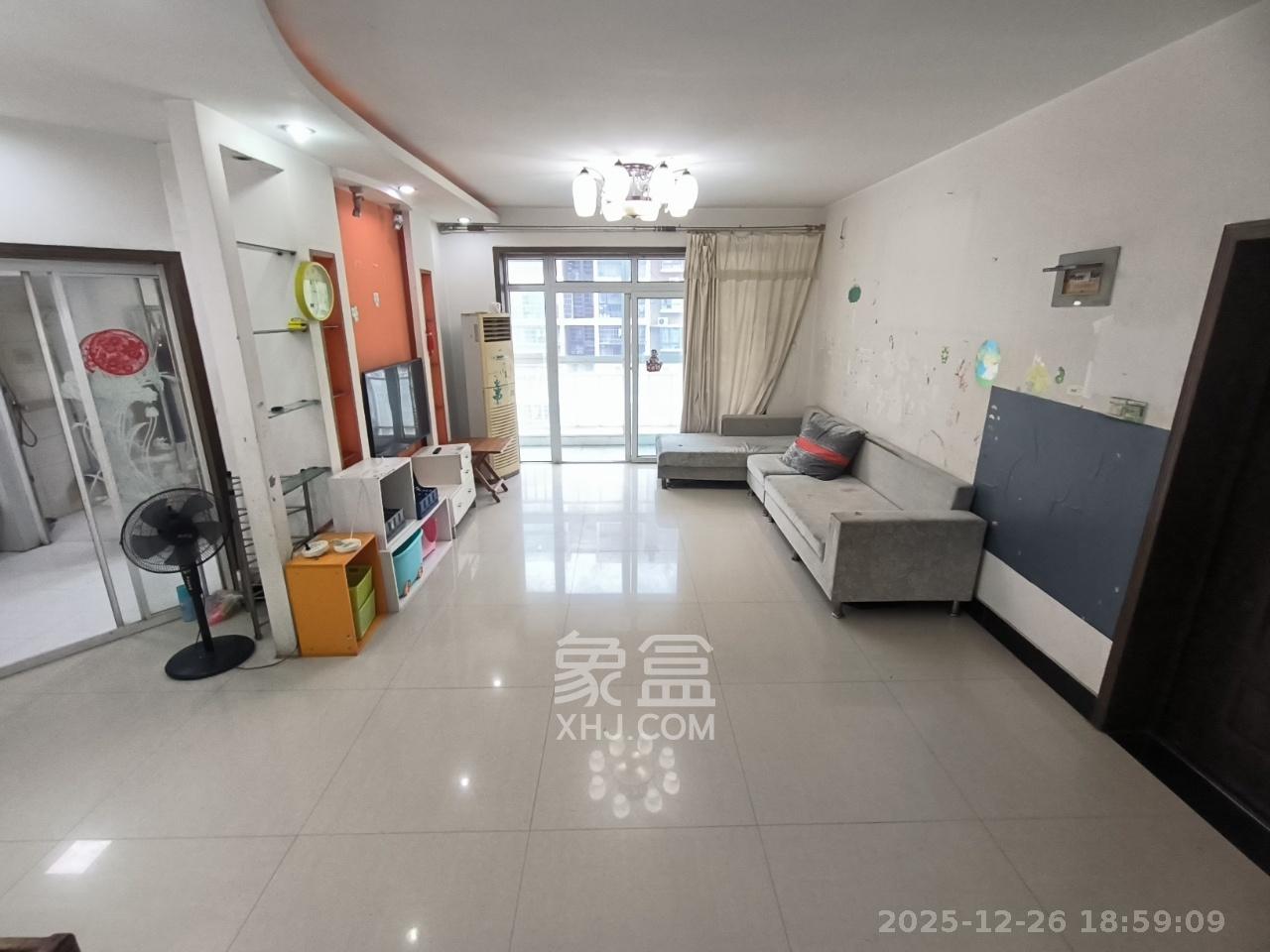 星语林名园  3室2厅2卫    1600.0元/月