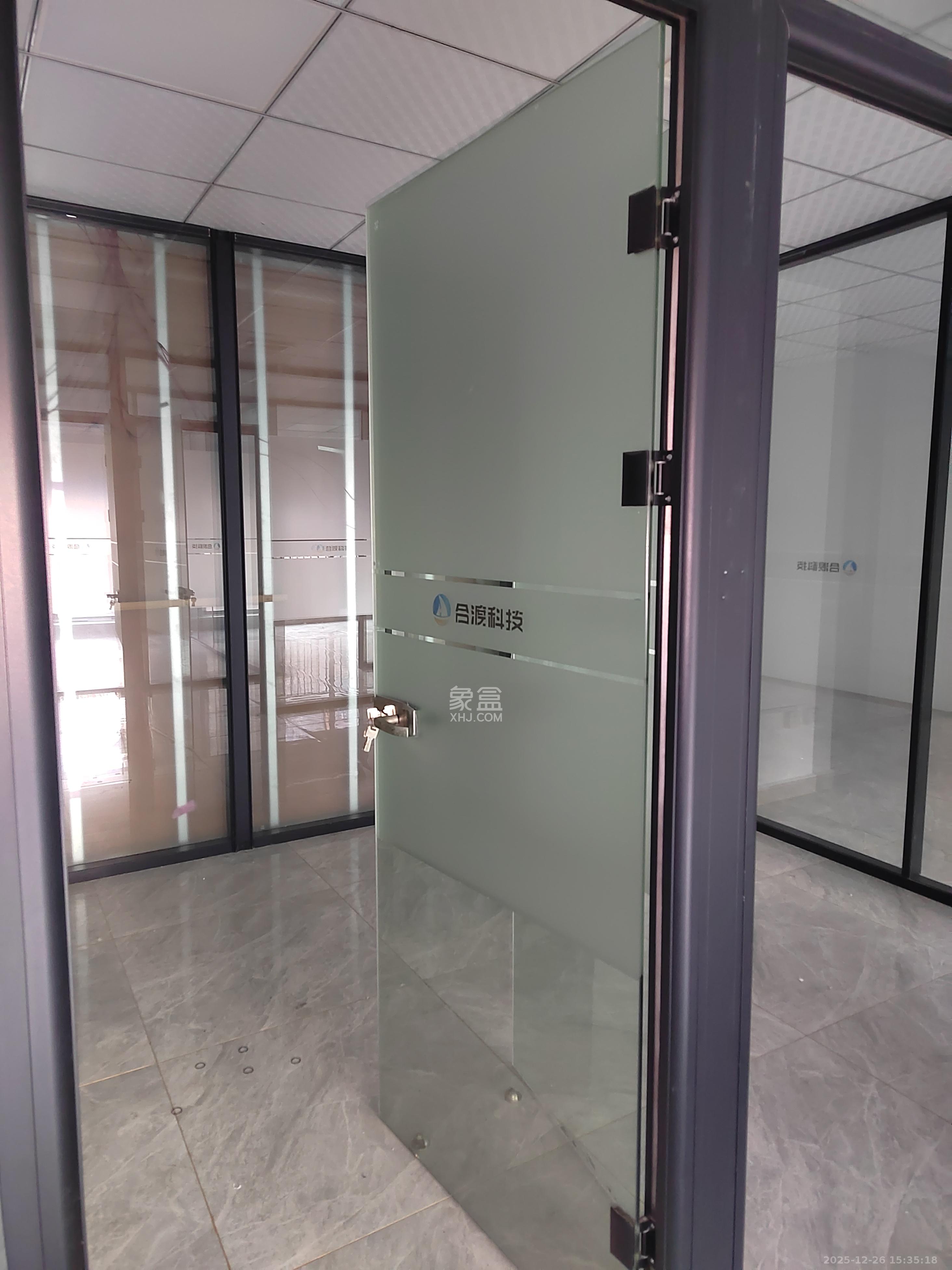 洋湖创富中心   258.0㎡      7000.0元/月室内图