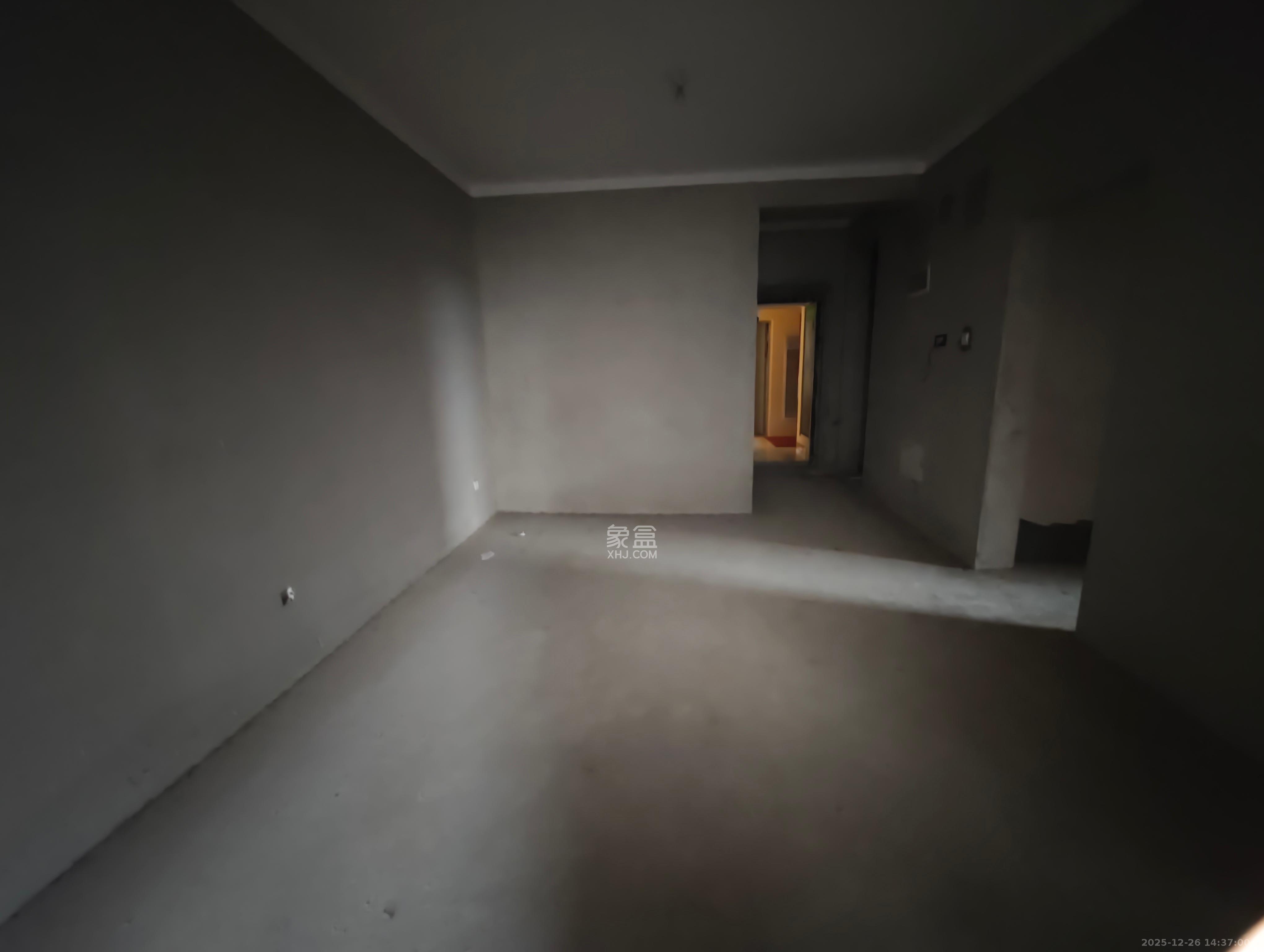 新天地步步高  2室2厅1卫    33.8万