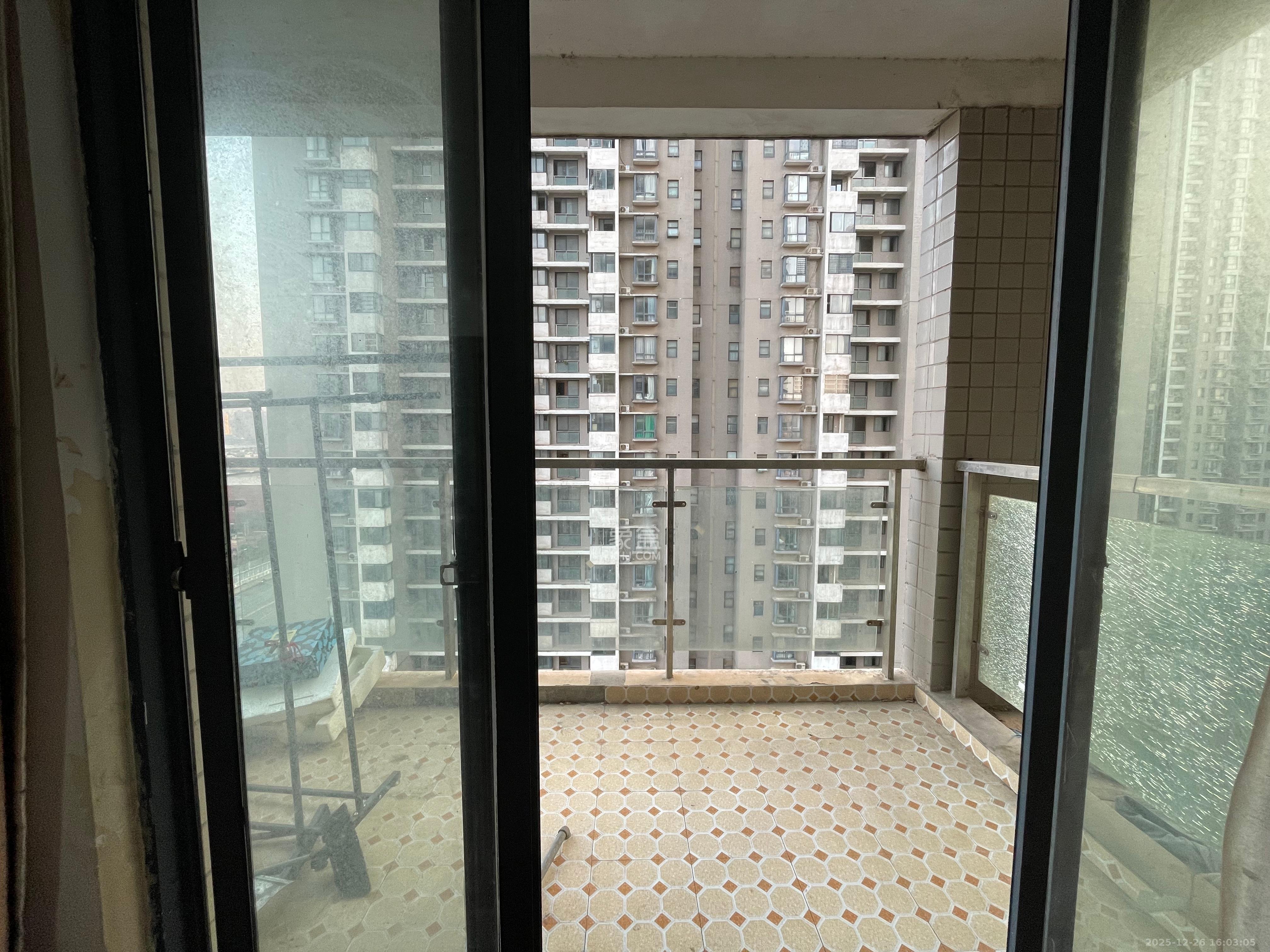 湘江世纪城瑞江苑 3室1厅1卫 1500.0元/月 湘江世纪城瑞江苑 3室1厅1卫 1500.0元/月室内图