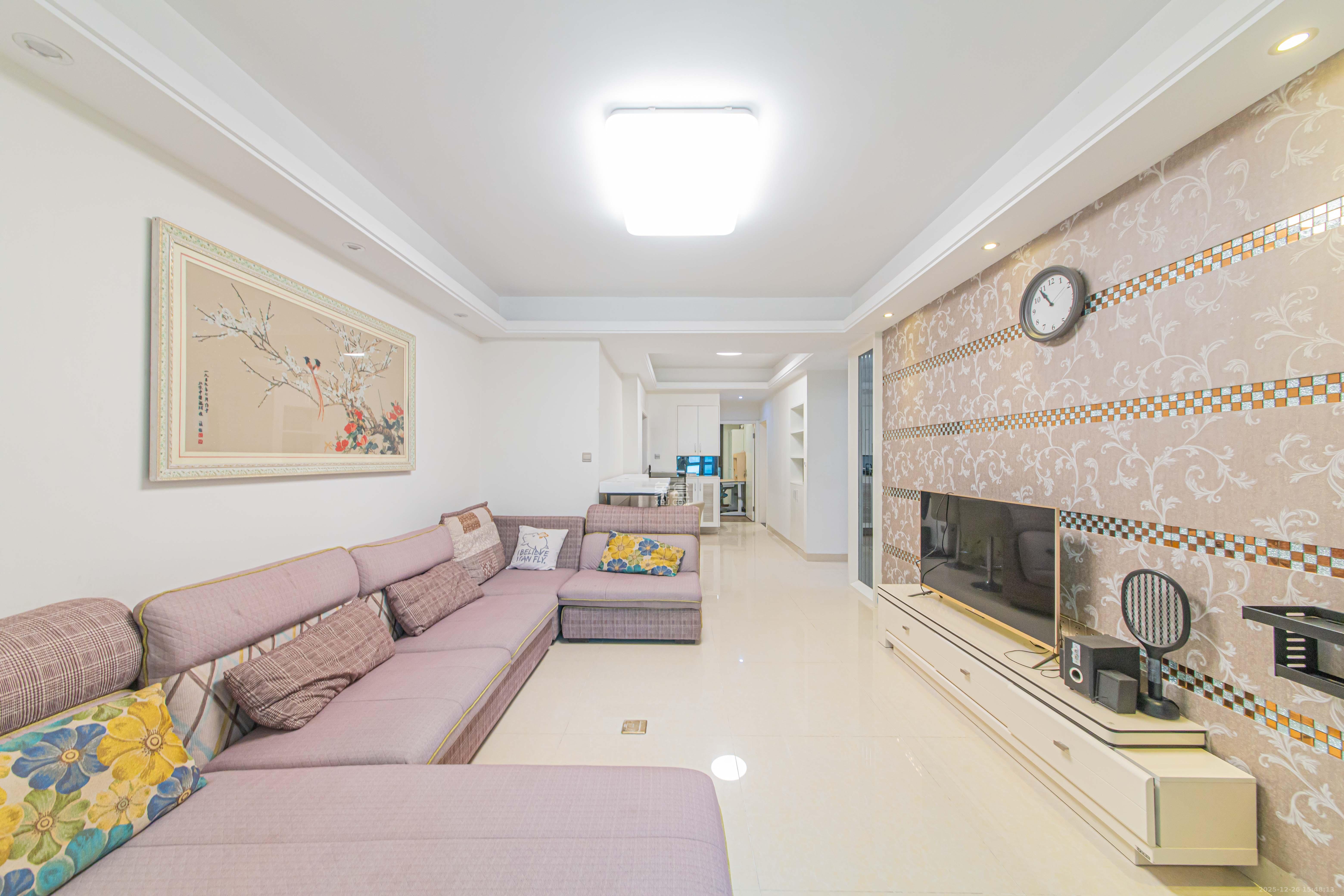 绿地公馆（绿地名邸）  3室2厅1卫    100.0万