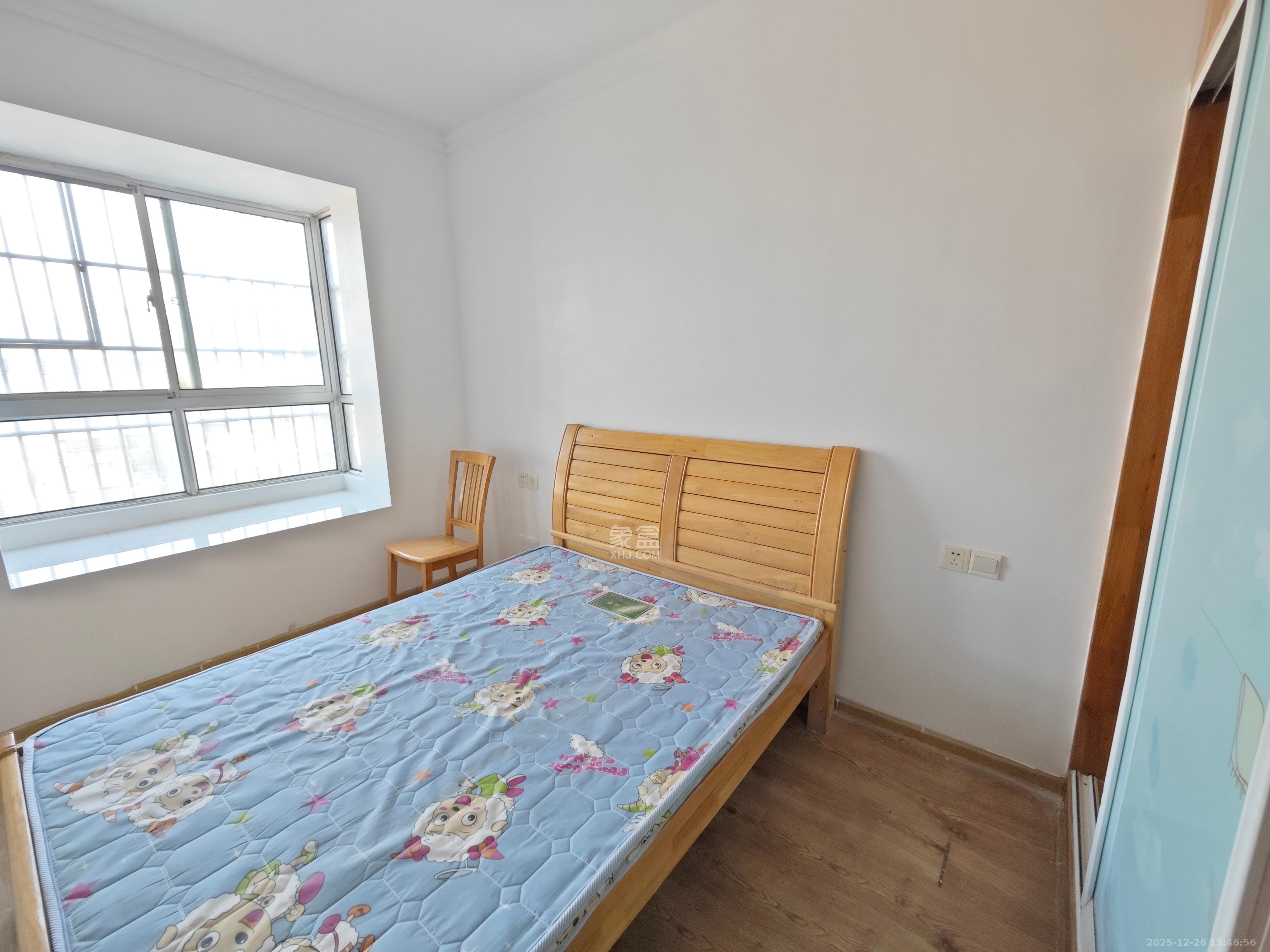 景泰雅苑（景江融城）  1室1厅1卫    1600.0元/月