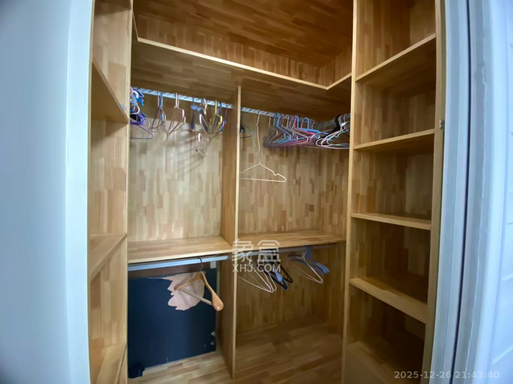 省儿童医院单位宿舍  3室2厅1卫    72.0万