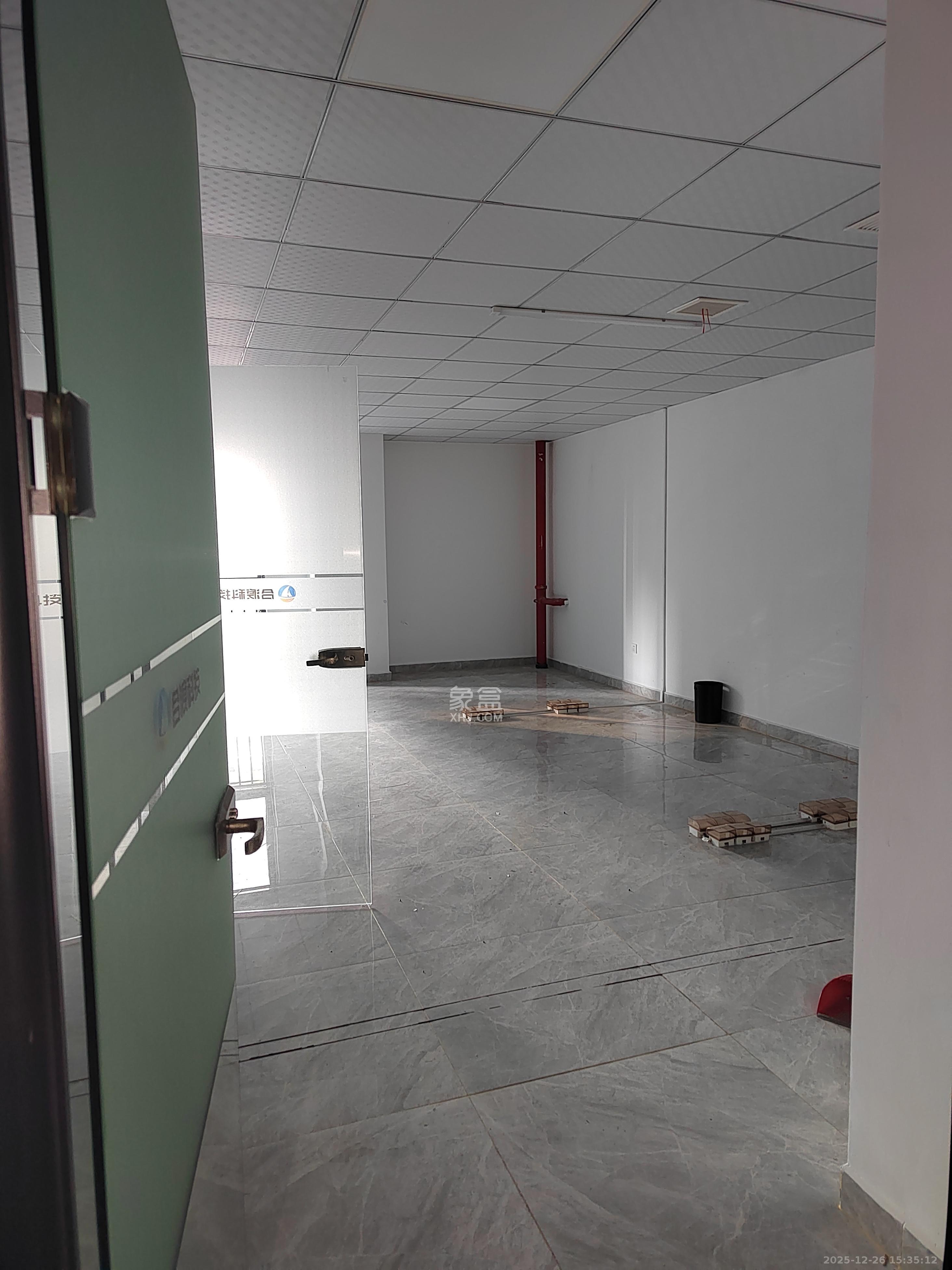 洋湖创富中心   258.0㎡      7000.0元/月室内图