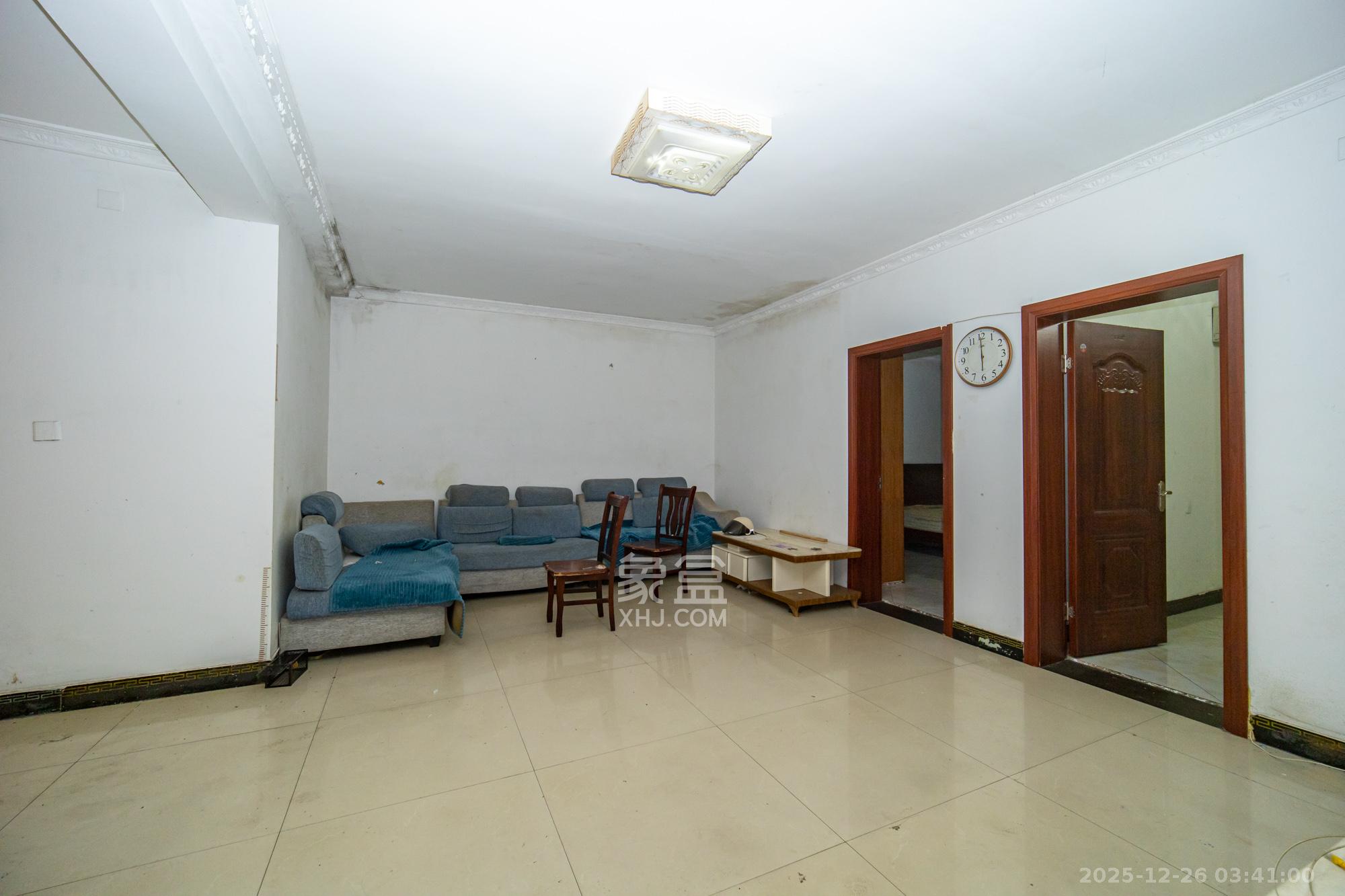 中南汽车世界  2室2厅1卫    36.0万