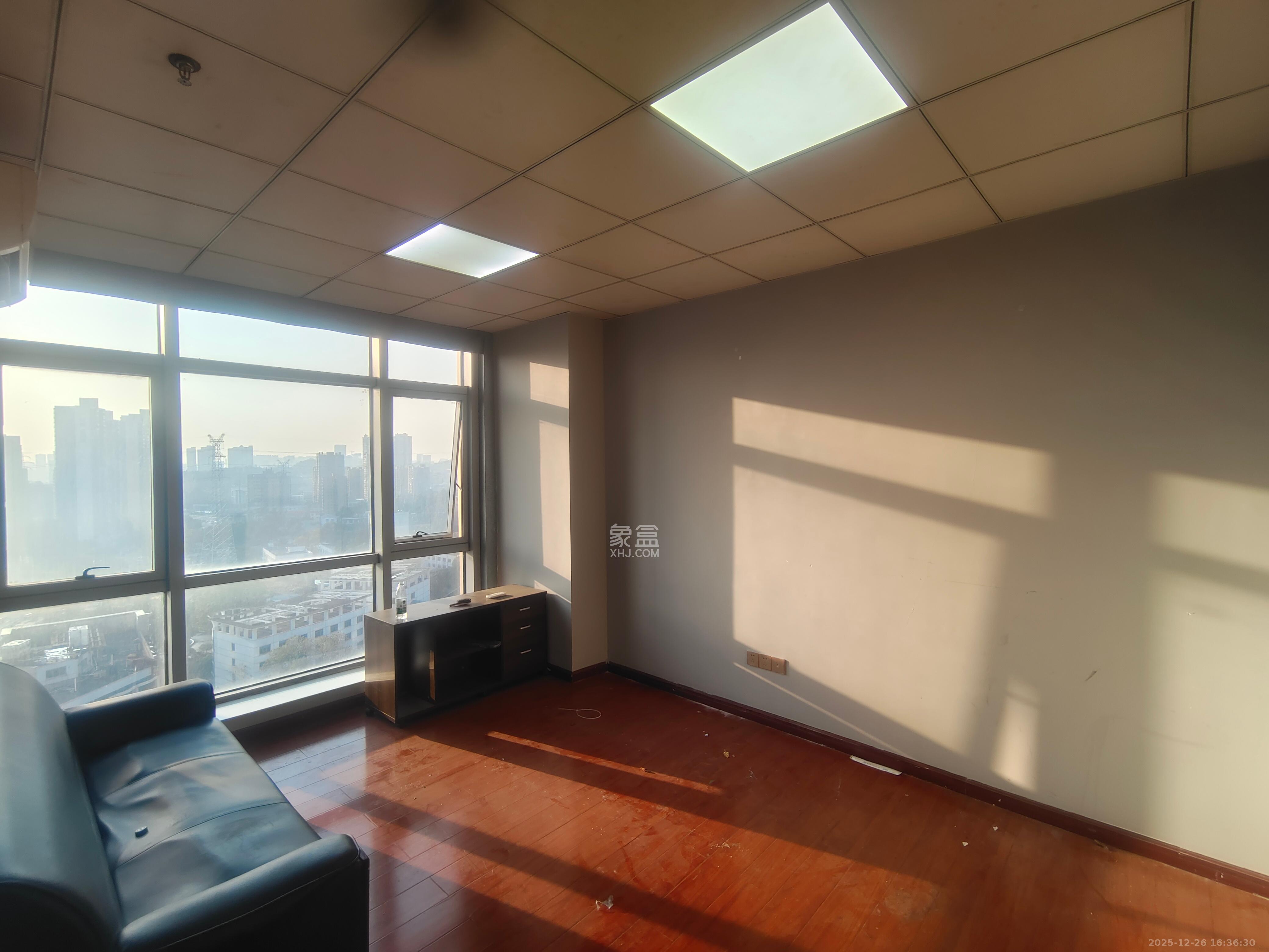 奥克斯缔壹城   260.0㎡      8000.0元/月室内图