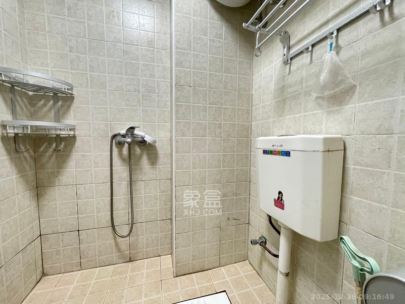 保利麓谷林语I区  1室0厅0卫    1050.0元/月