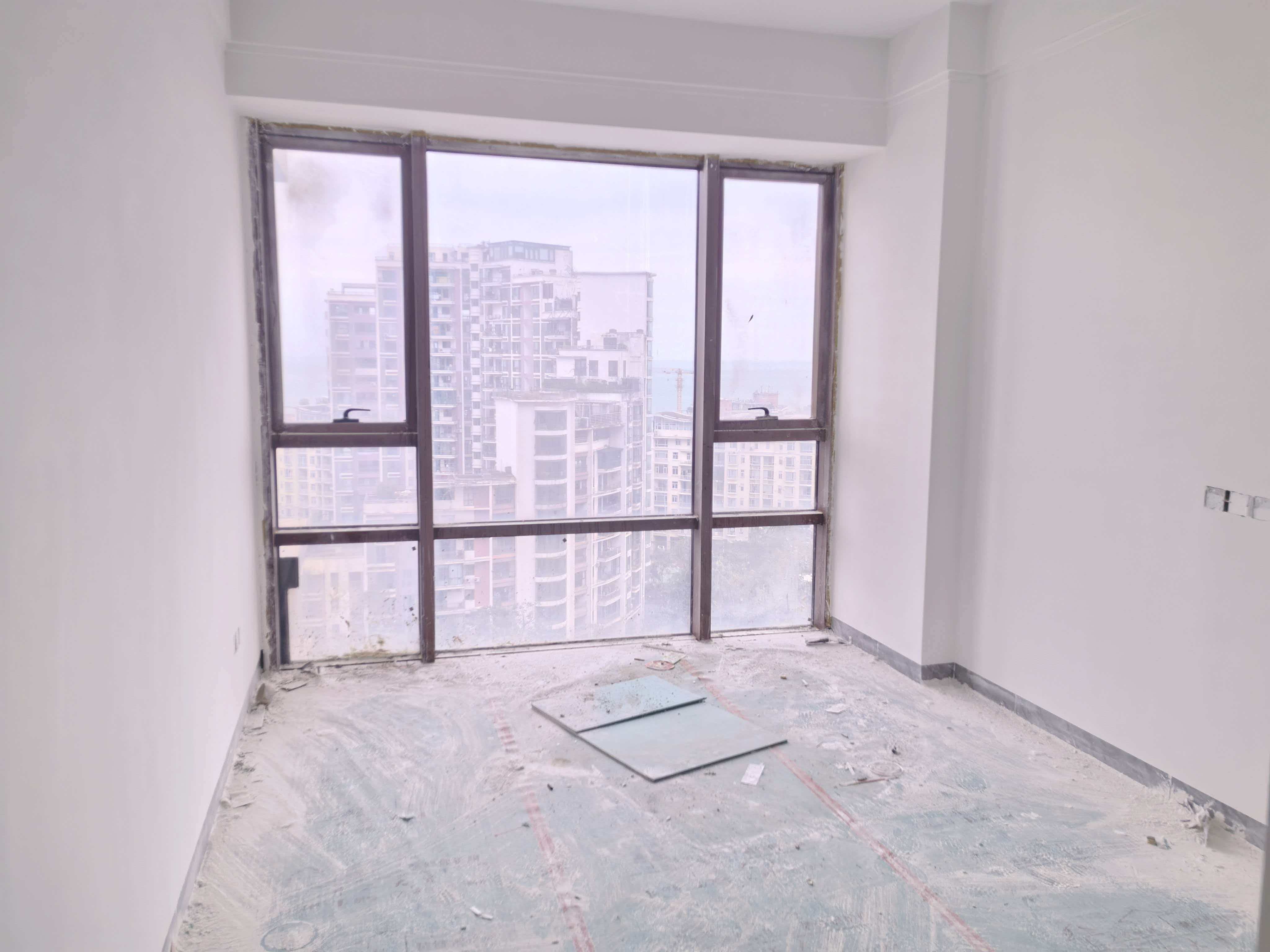 万绿园一号  4室2厅3卫    660.0万