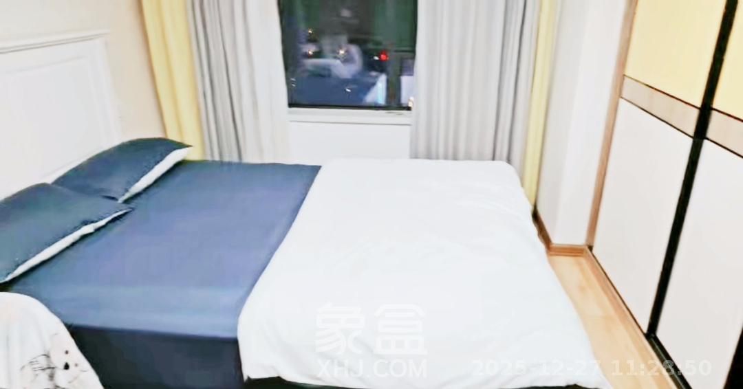 龙湖水晶郦城  1室1厅1卫    1500.0元/月