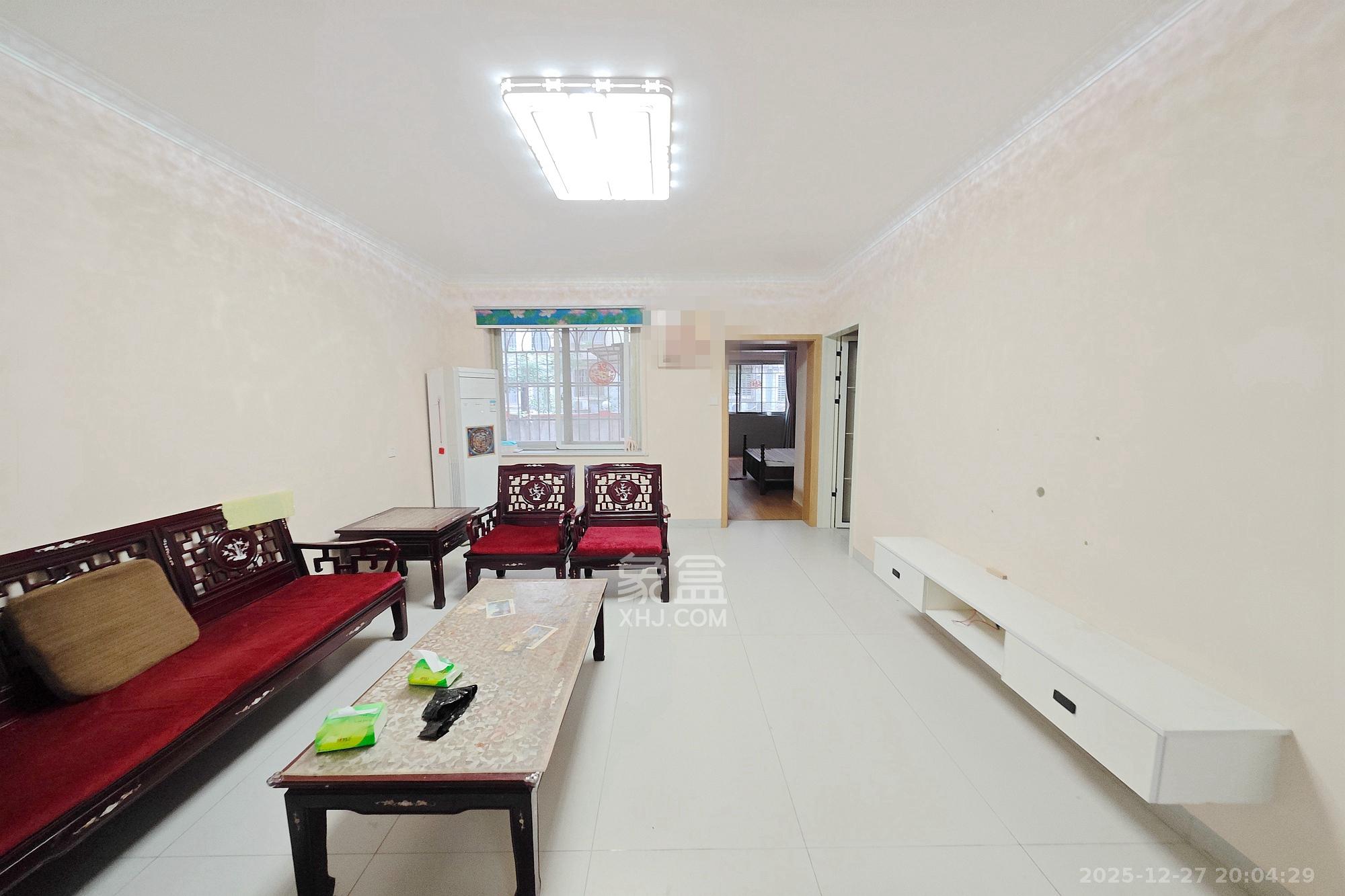 中意花苑  3室2厅1卫    71.8万