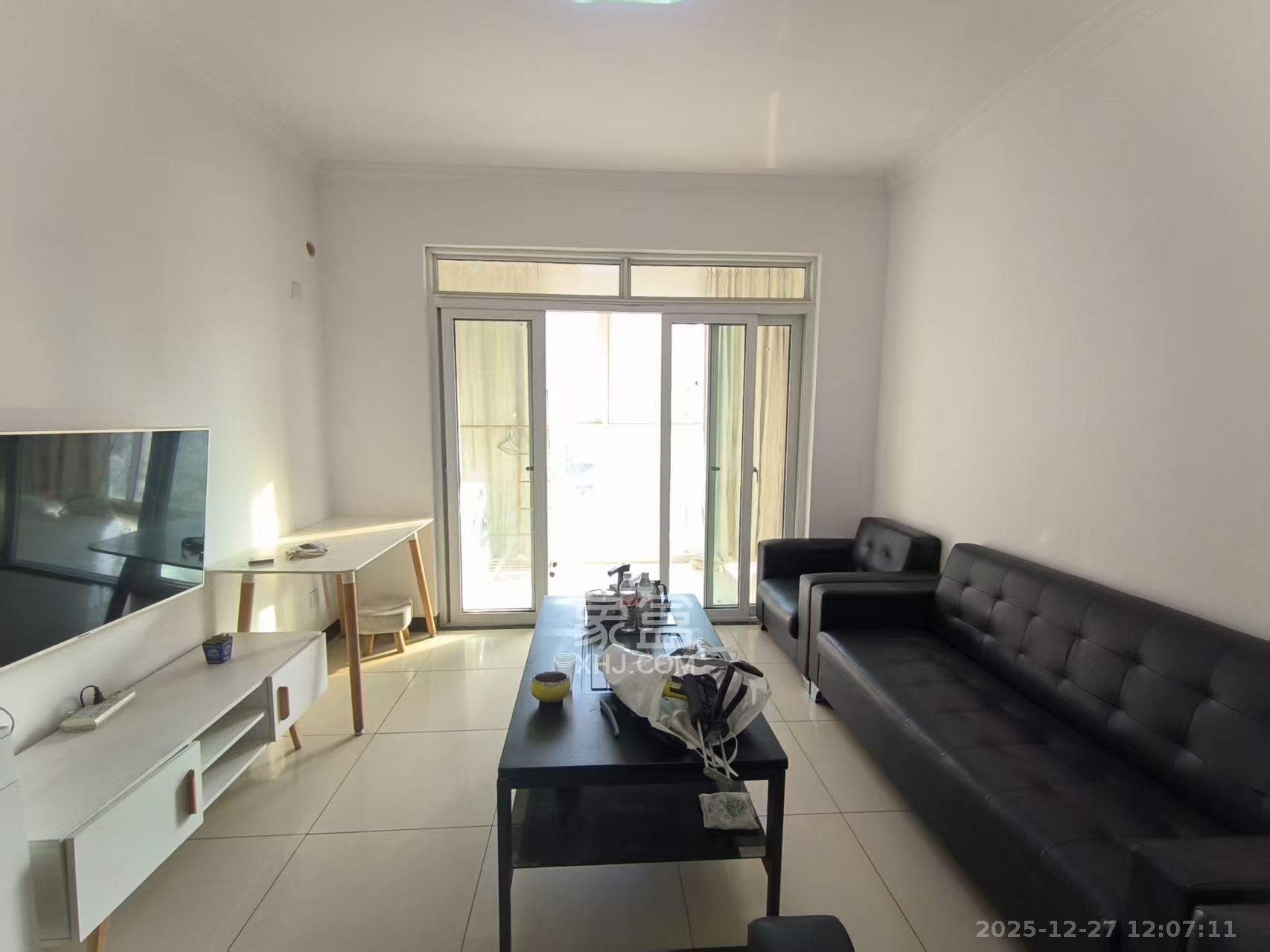 可可小城（麓谷可可小城)  2室2厅1卫    2300.0元/月