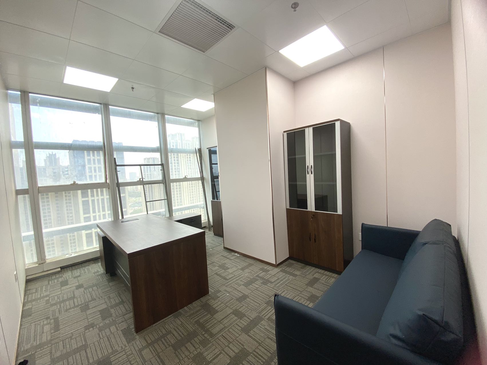 海南大厦   474.8㎡      23500.0元/月室内图