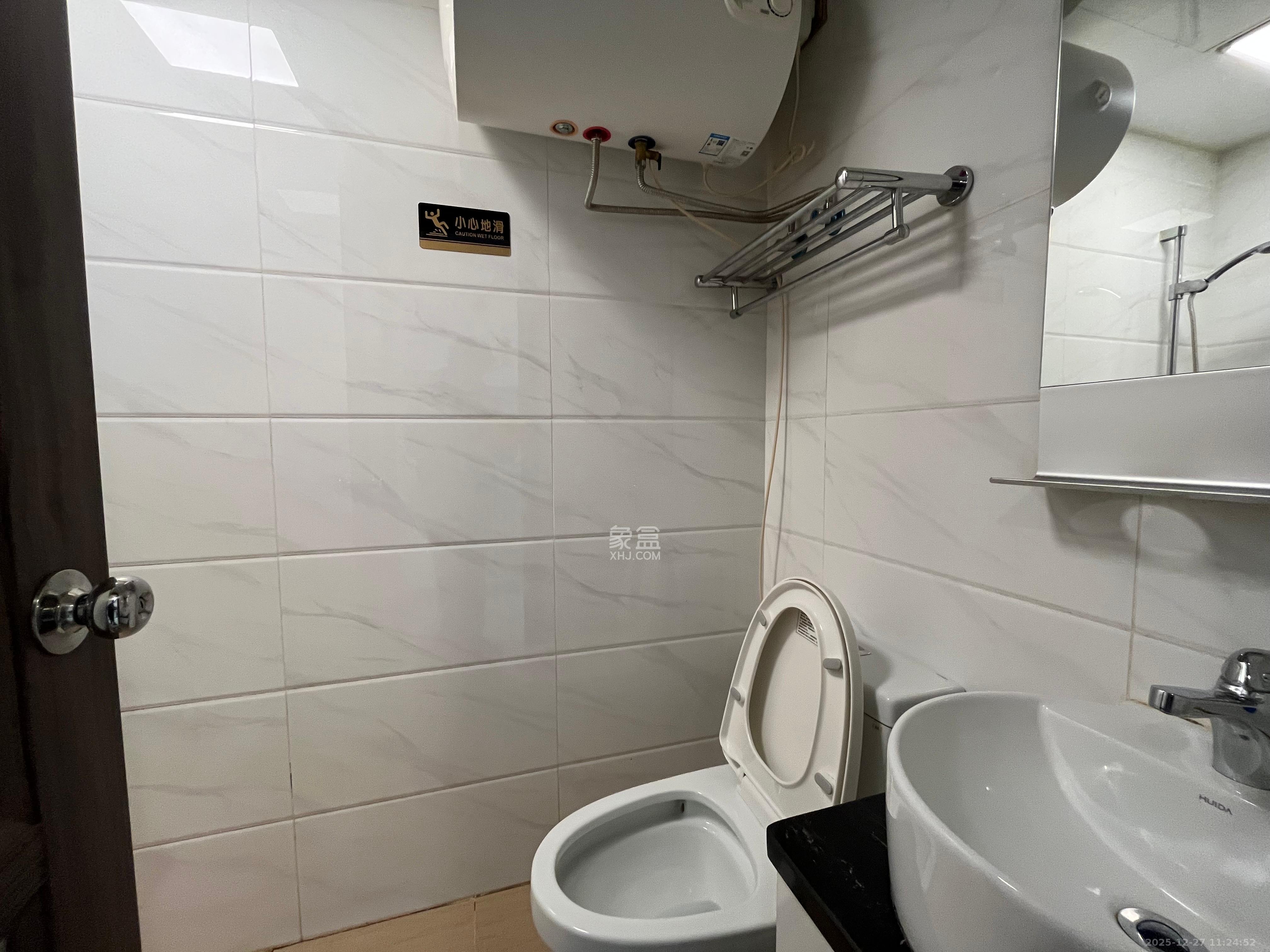 碧桂园城市之光   37.95㎡      1600.0元/月室内图