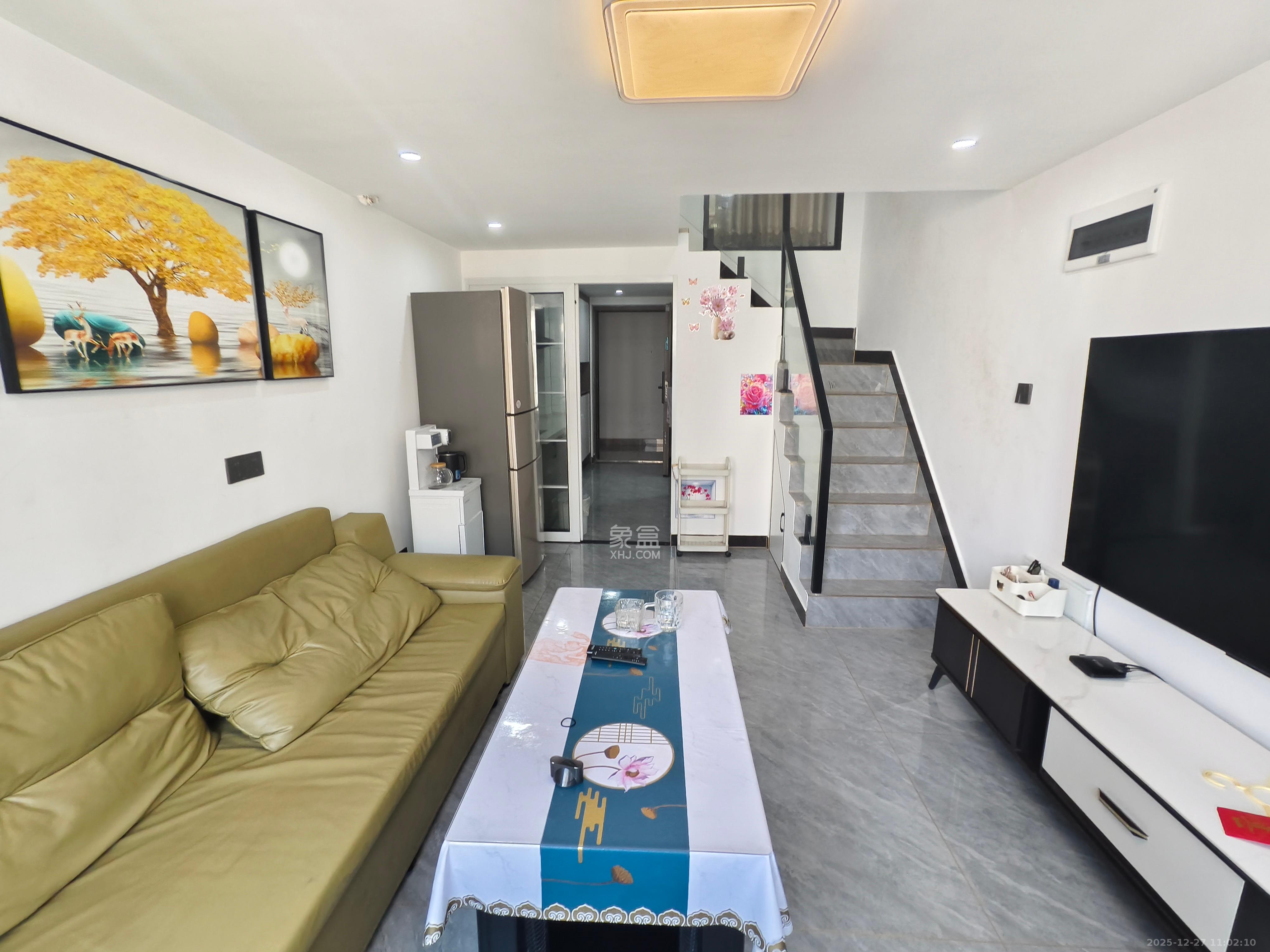 新城悦隽公园  2室1厅1卫    1400.0元/月