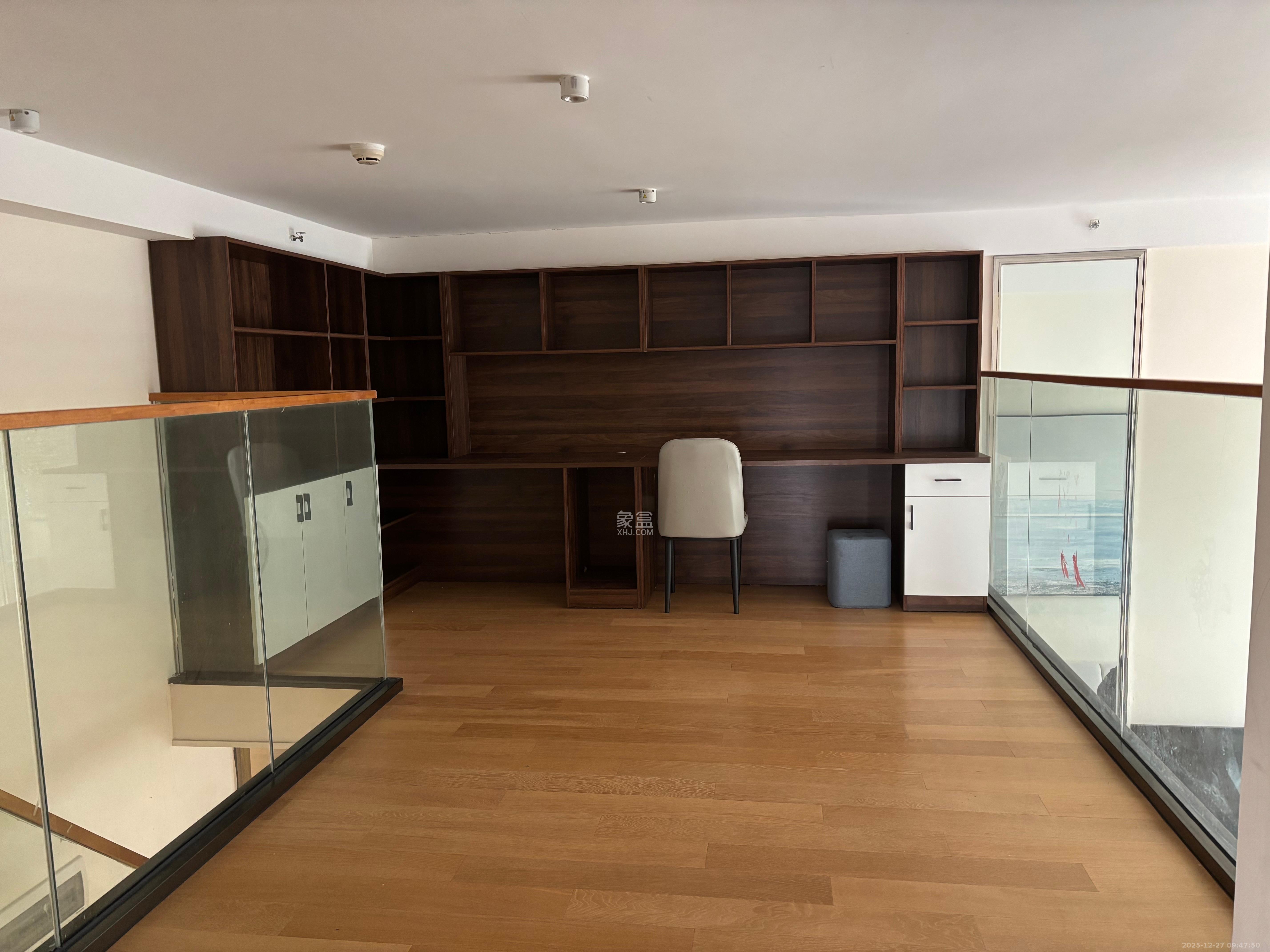 恒大江湾   85.0㎡      2900.0元/月室内图