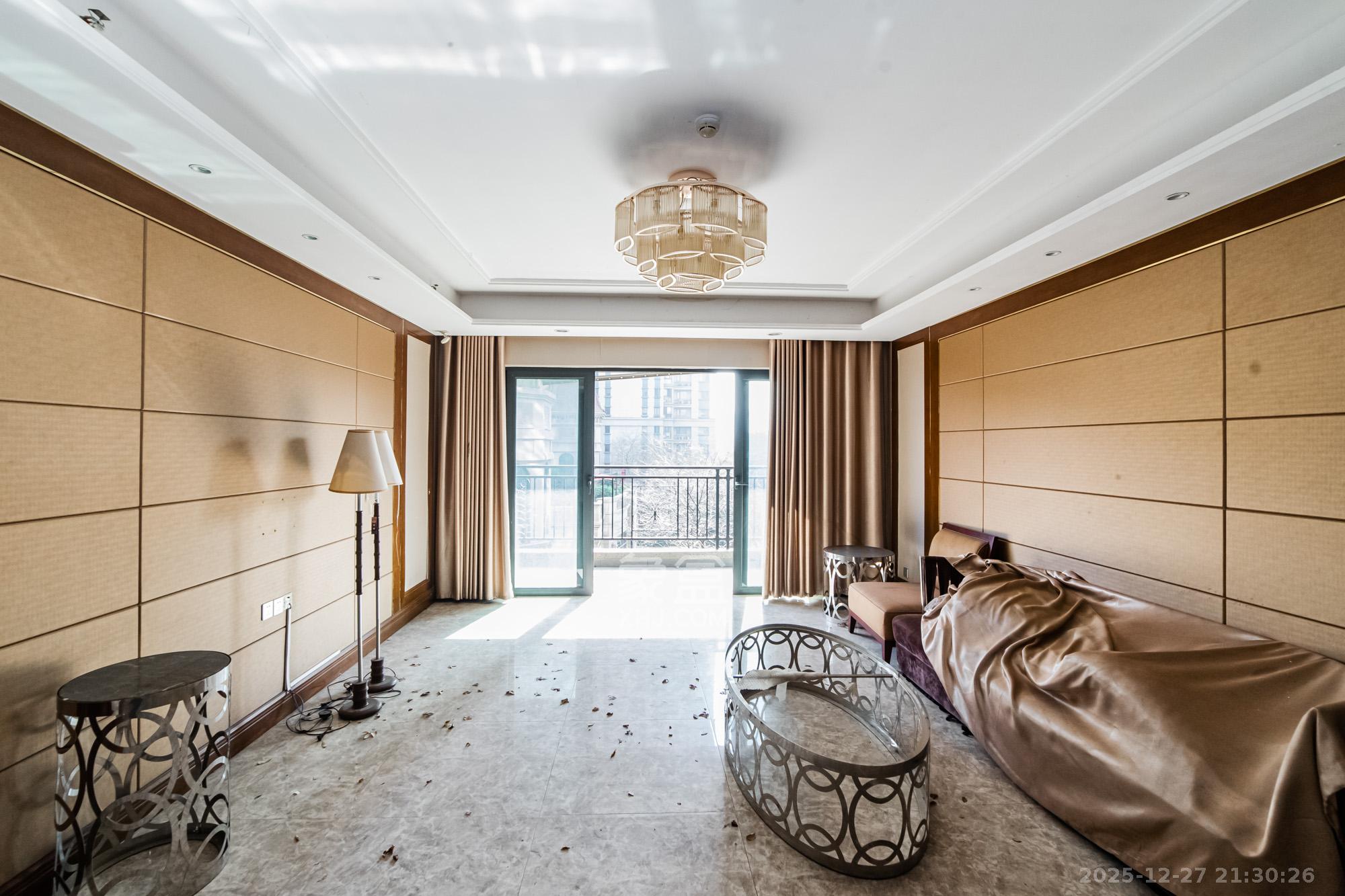 恒大御景半岛锦绣苑  4室2厅2卫    260.0万