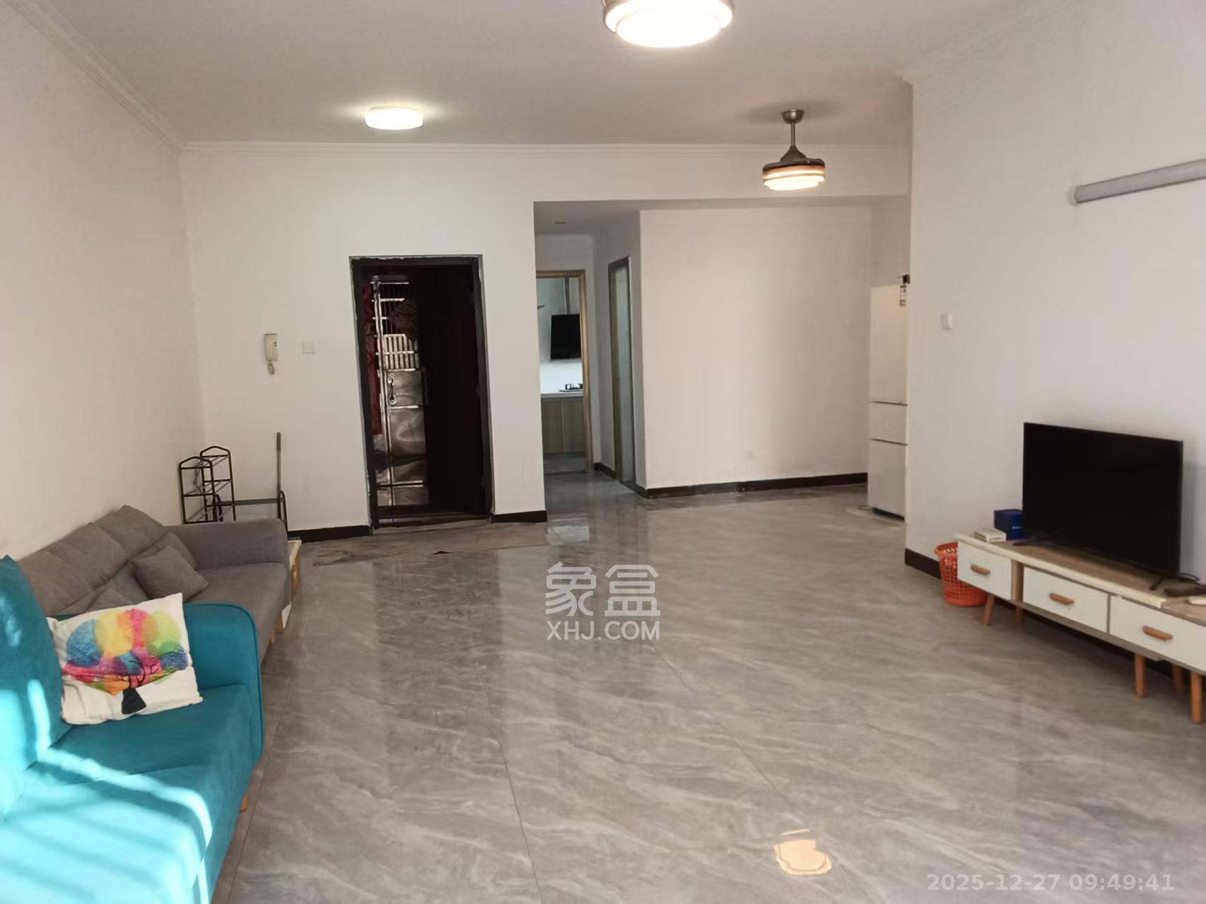 利璞大厦  2室2厅1卫    2000.0元/月