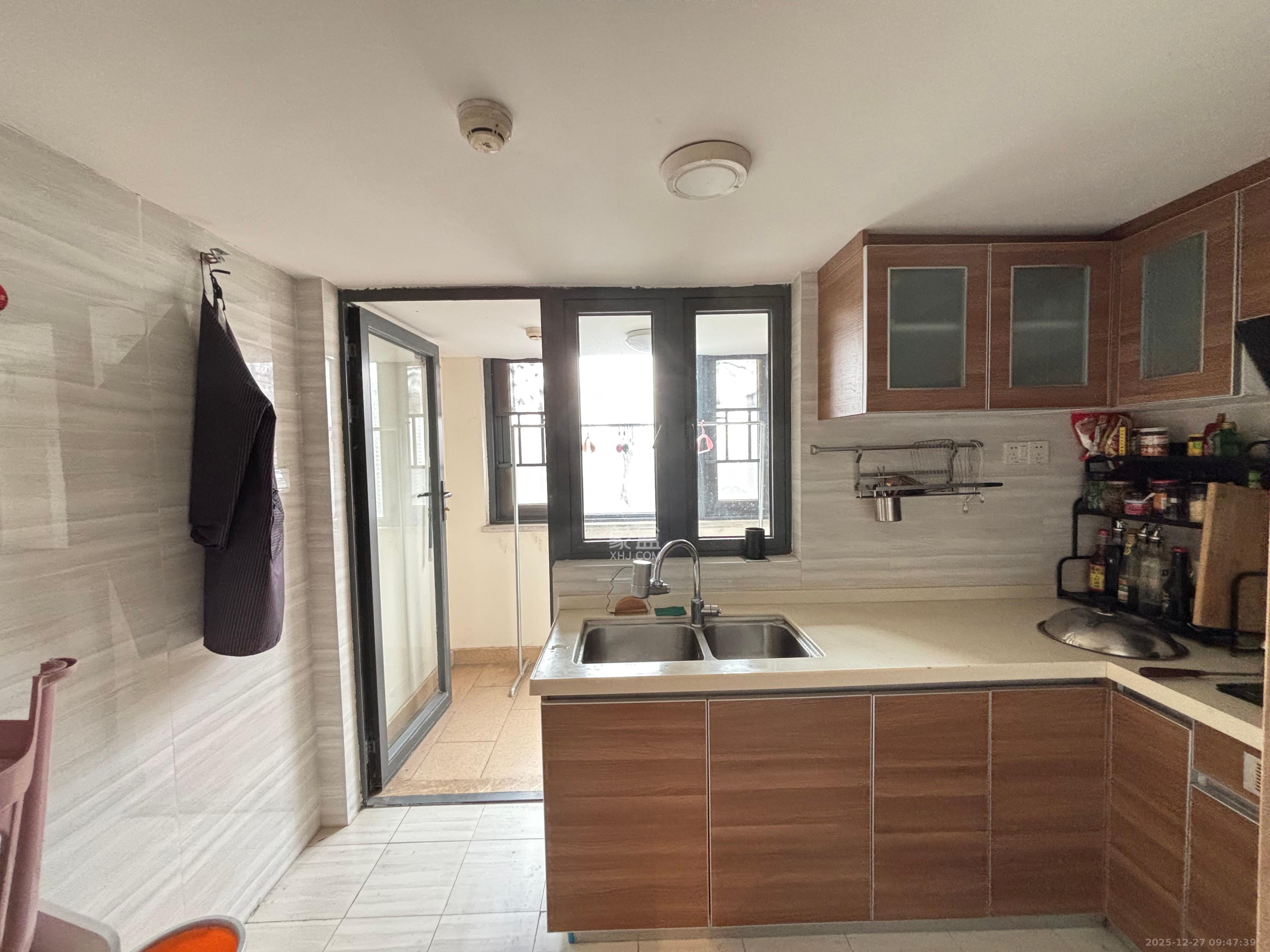 恒大江湾   85.0㎡      2900.0元/月室内图