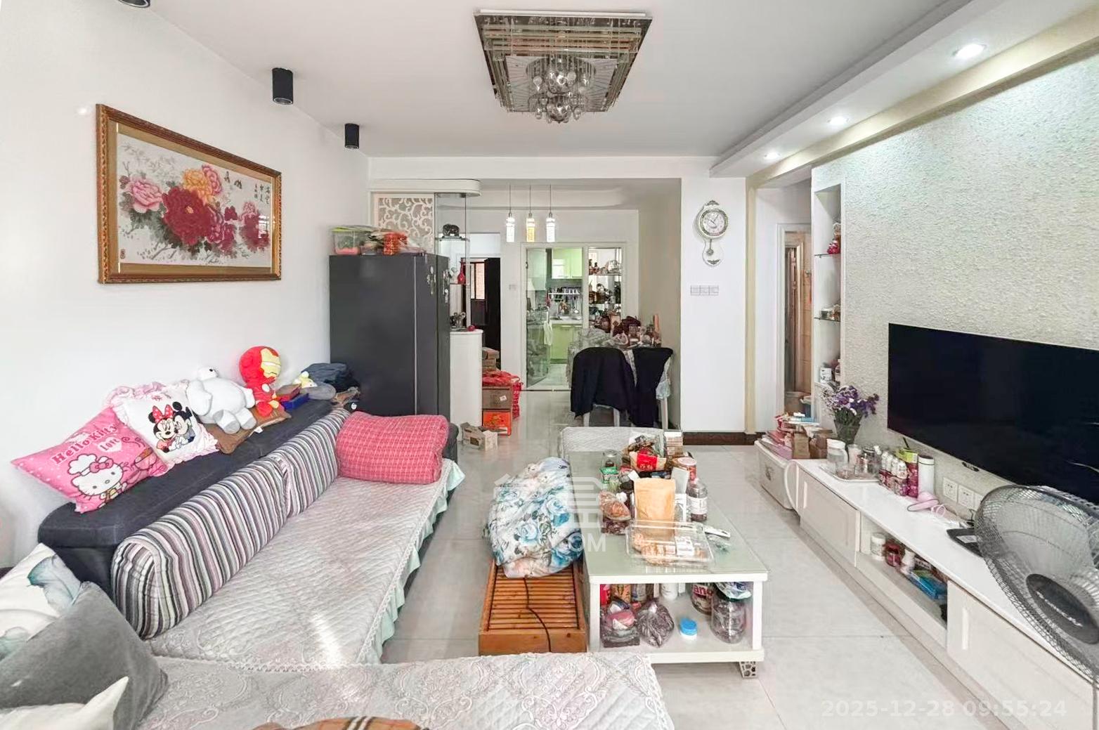 高信向日葵  3室2厅2卫    92.0万