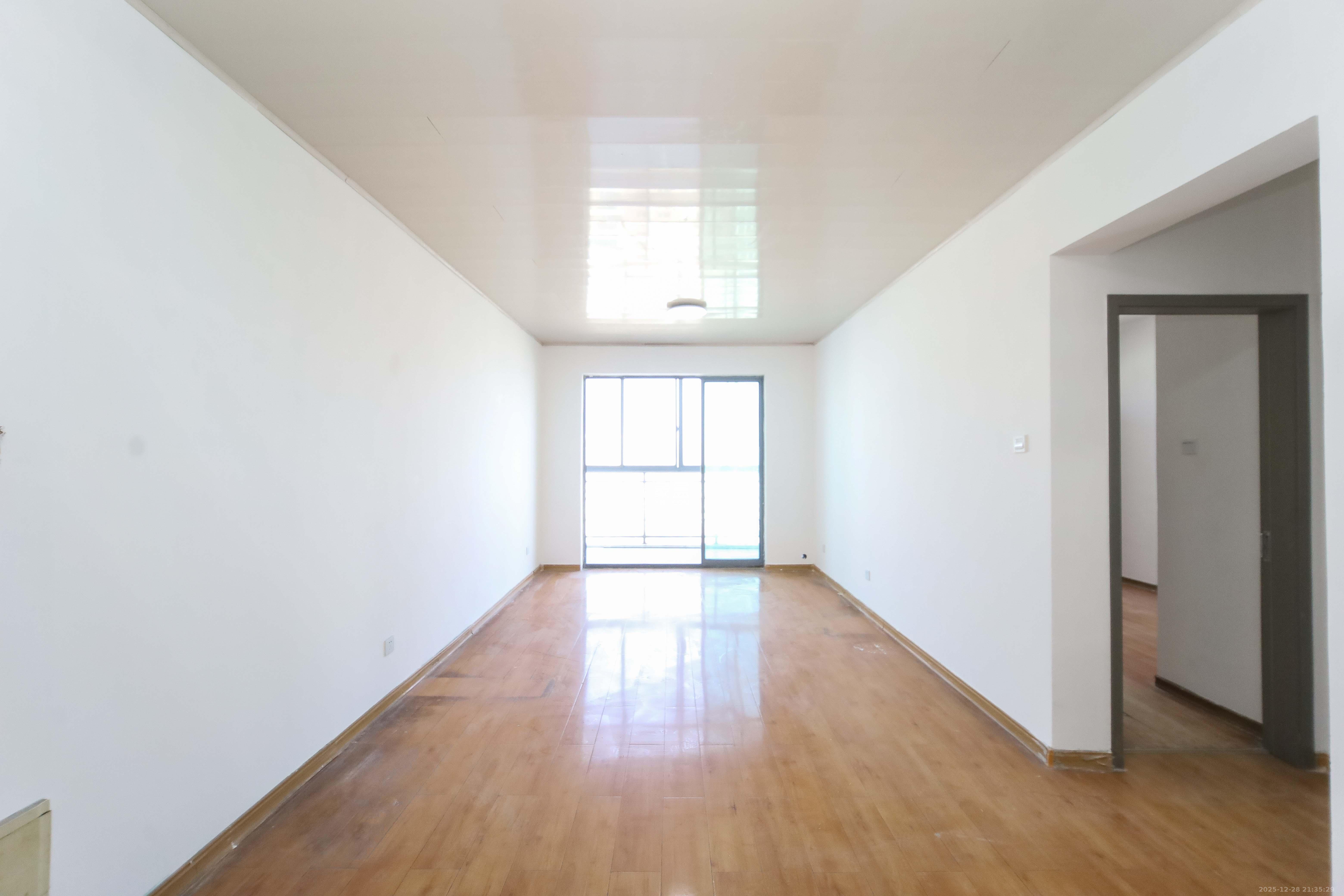 银港水晶城  2室2厅1卫    49.8万