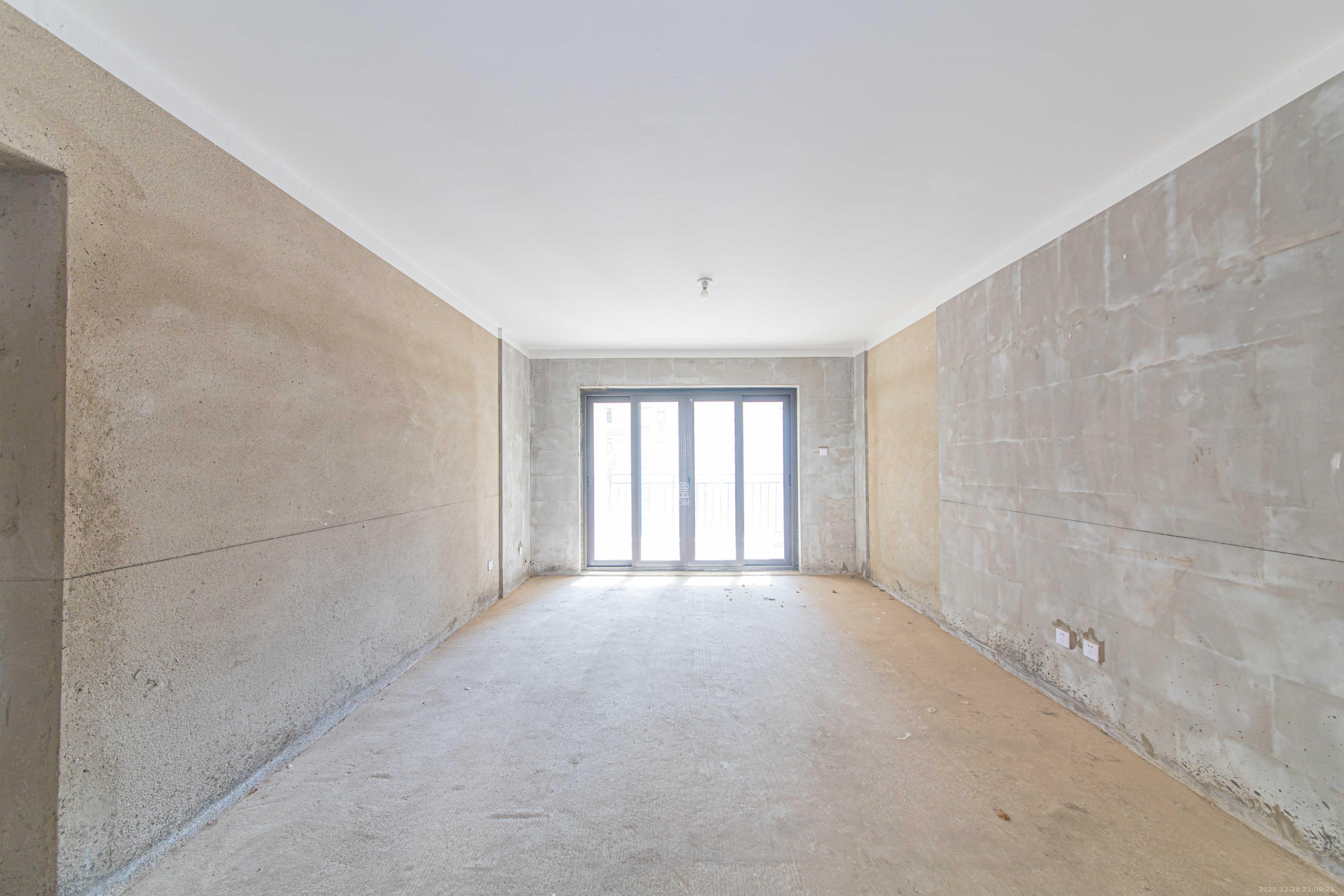 北辰中央公园DF区  4室2厅2卫    148.5万