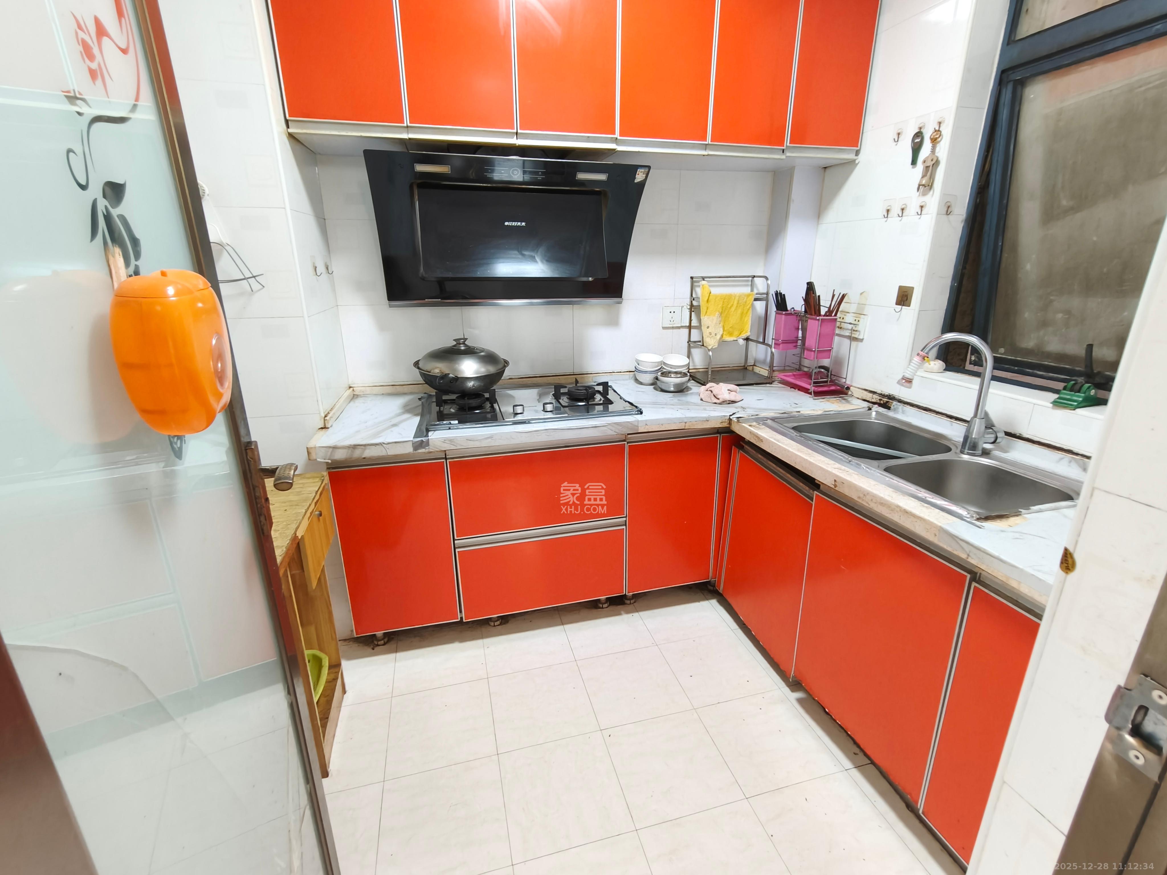 湘江世纪城映江苑  3室2厅1卫    1900.0元/月室内图