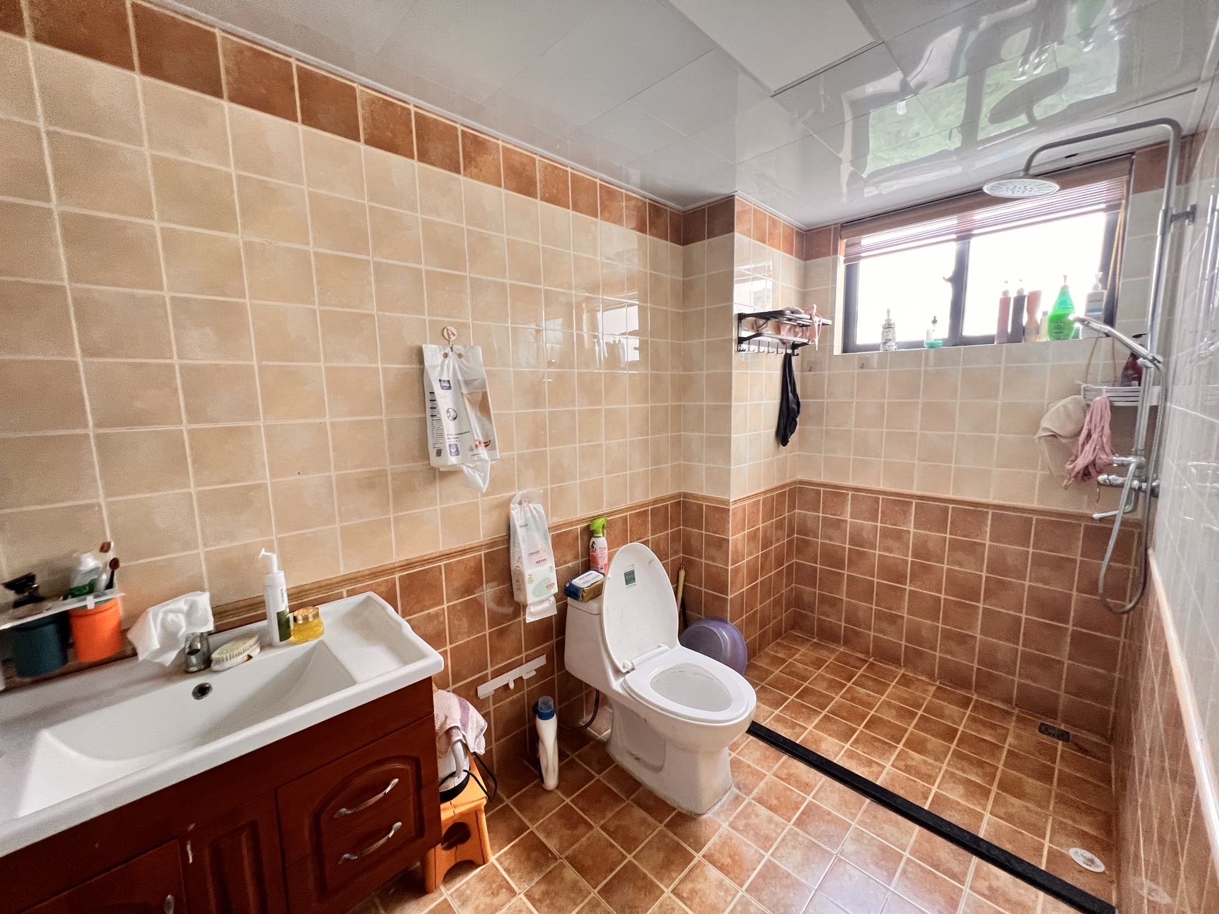 椰海雅苑  3室2厅2卫    156.0万