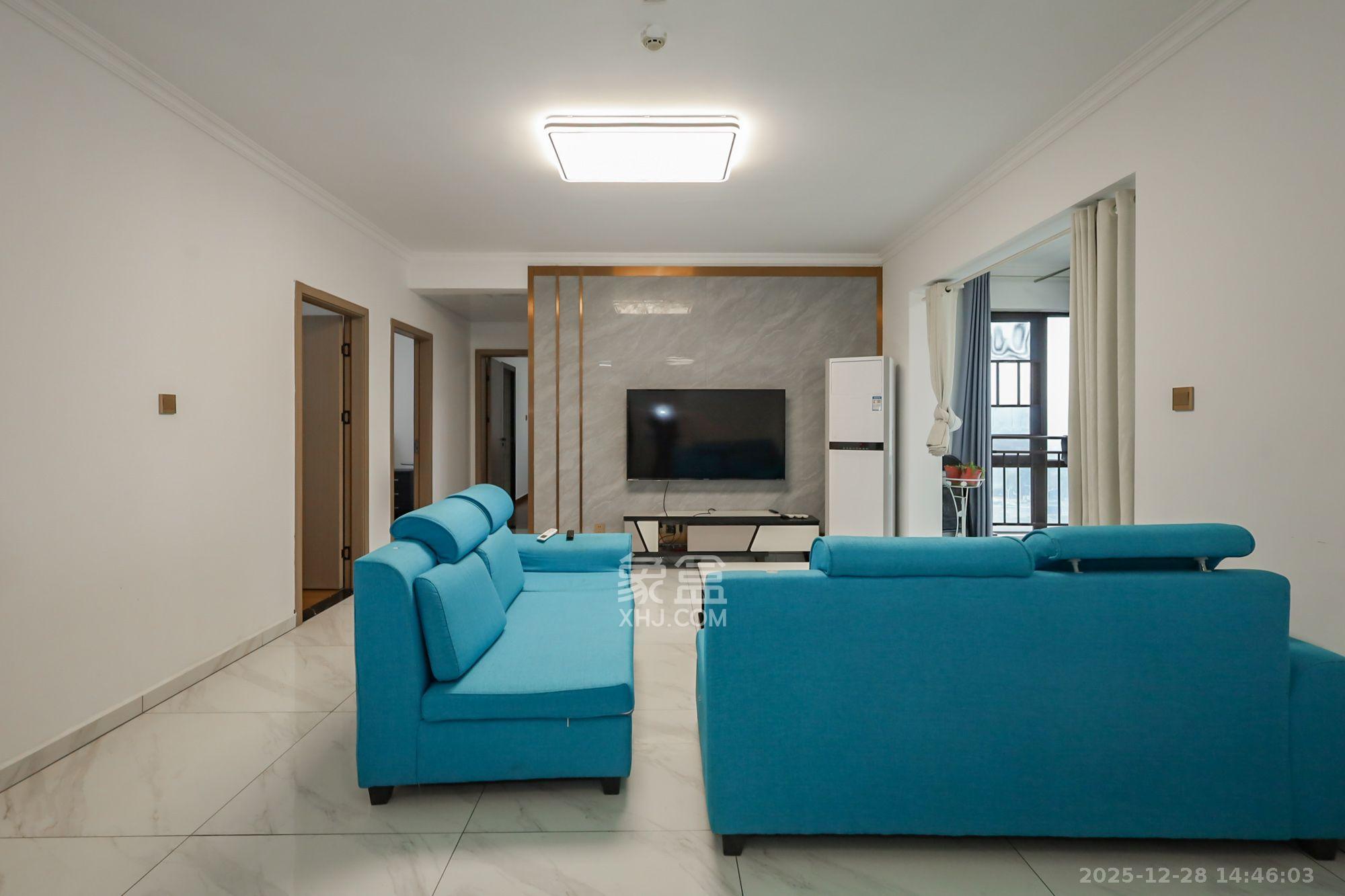 保利西海岸B区  4室2厅2卫    4000.0元/月