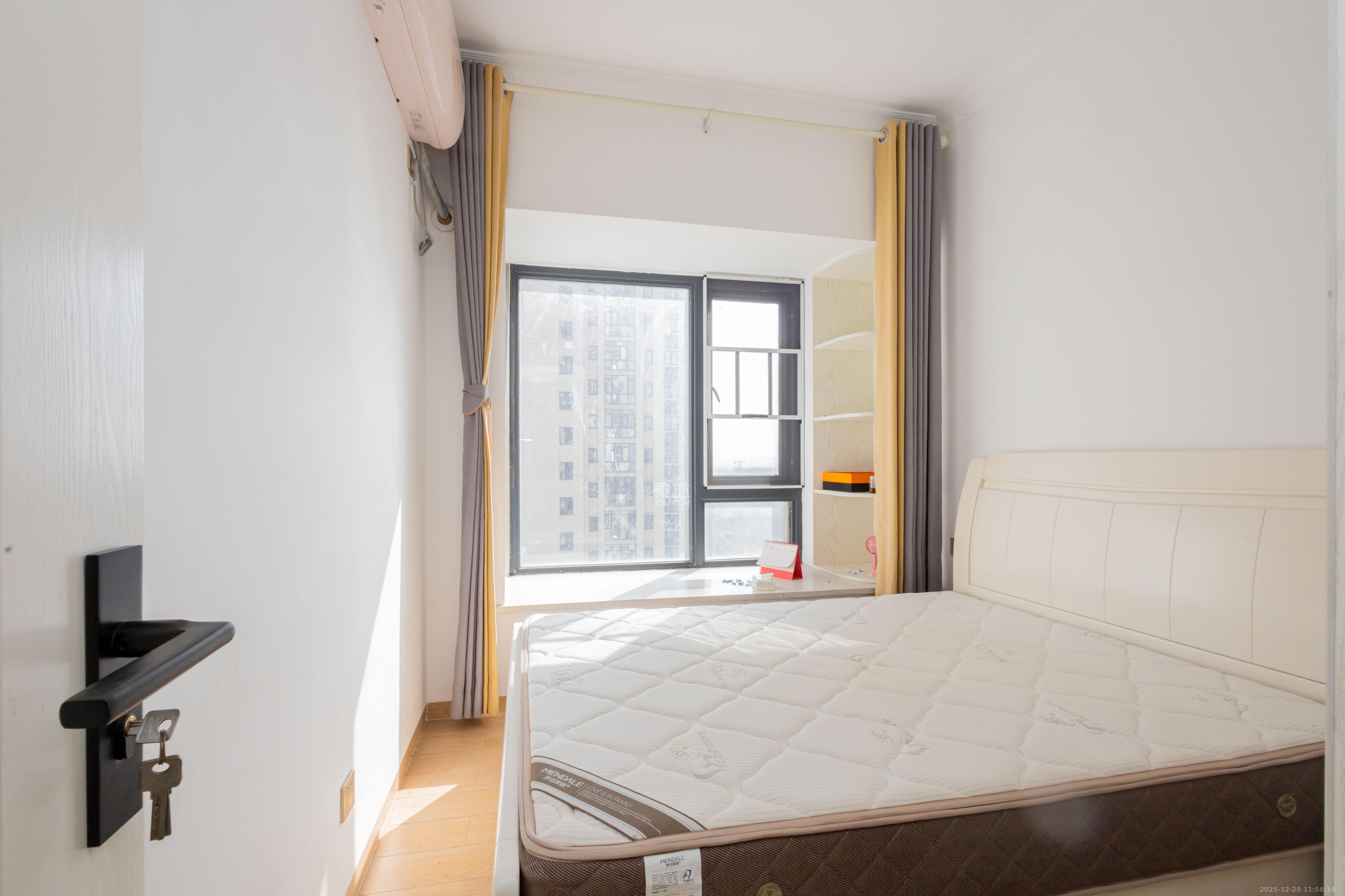 金科天悦(金科美邻汇) 3室1厅1卫 65.0万 金科天悦(金科美邻汇) 3室1厅1卫 65.0万卧室