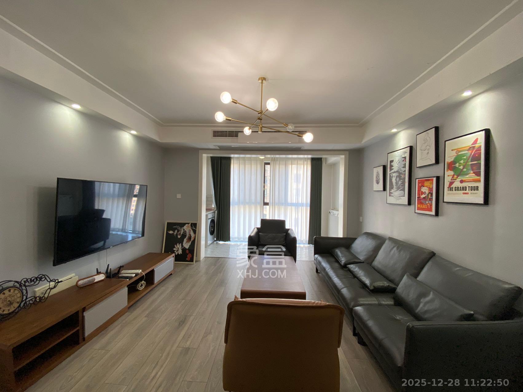 鑫远悦城（鑫远悦时代）  4室2厅2卫    4000.0元/月