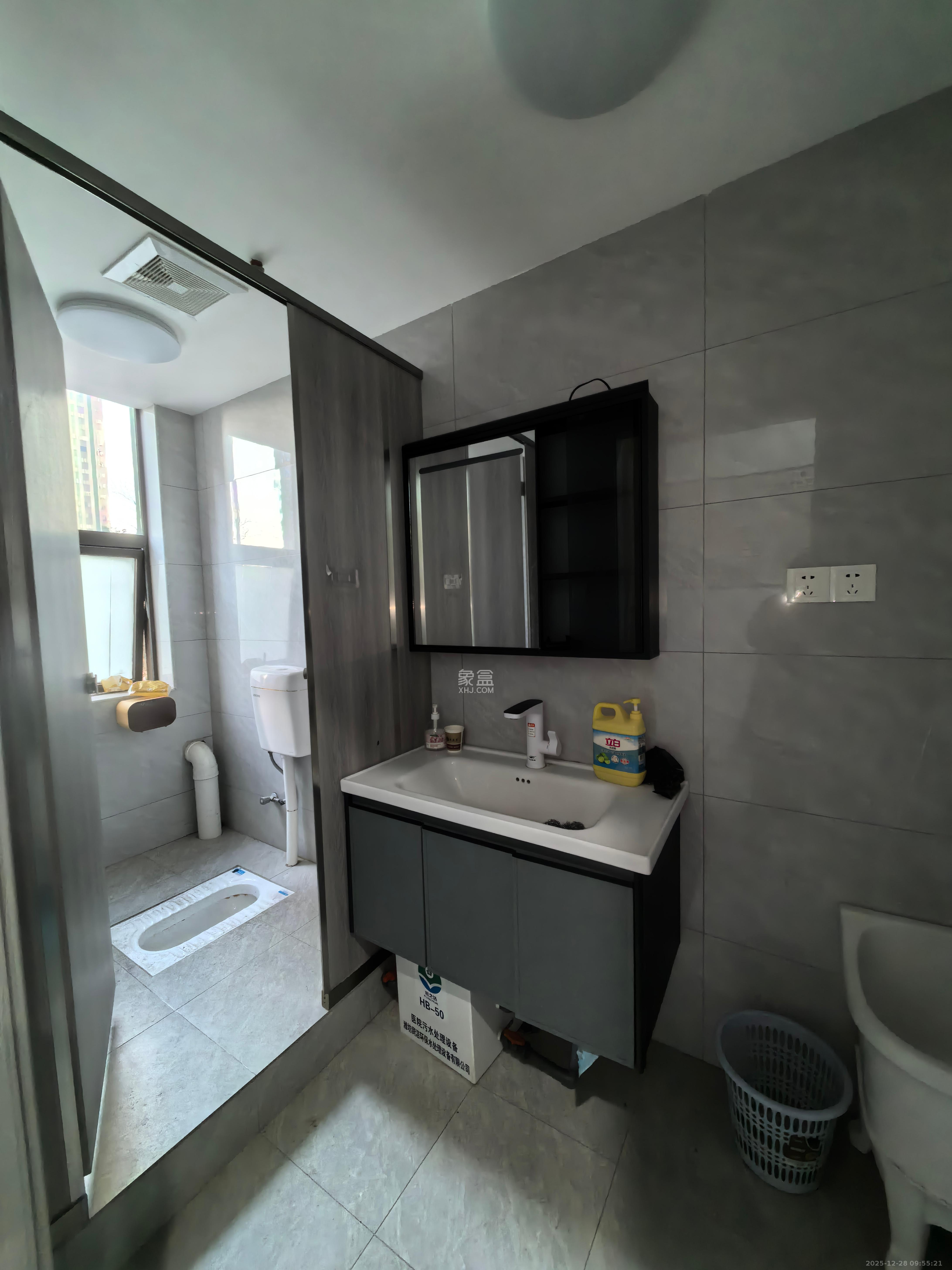 华润置地广场二期   279.0㎡      9000.0元/月室内图