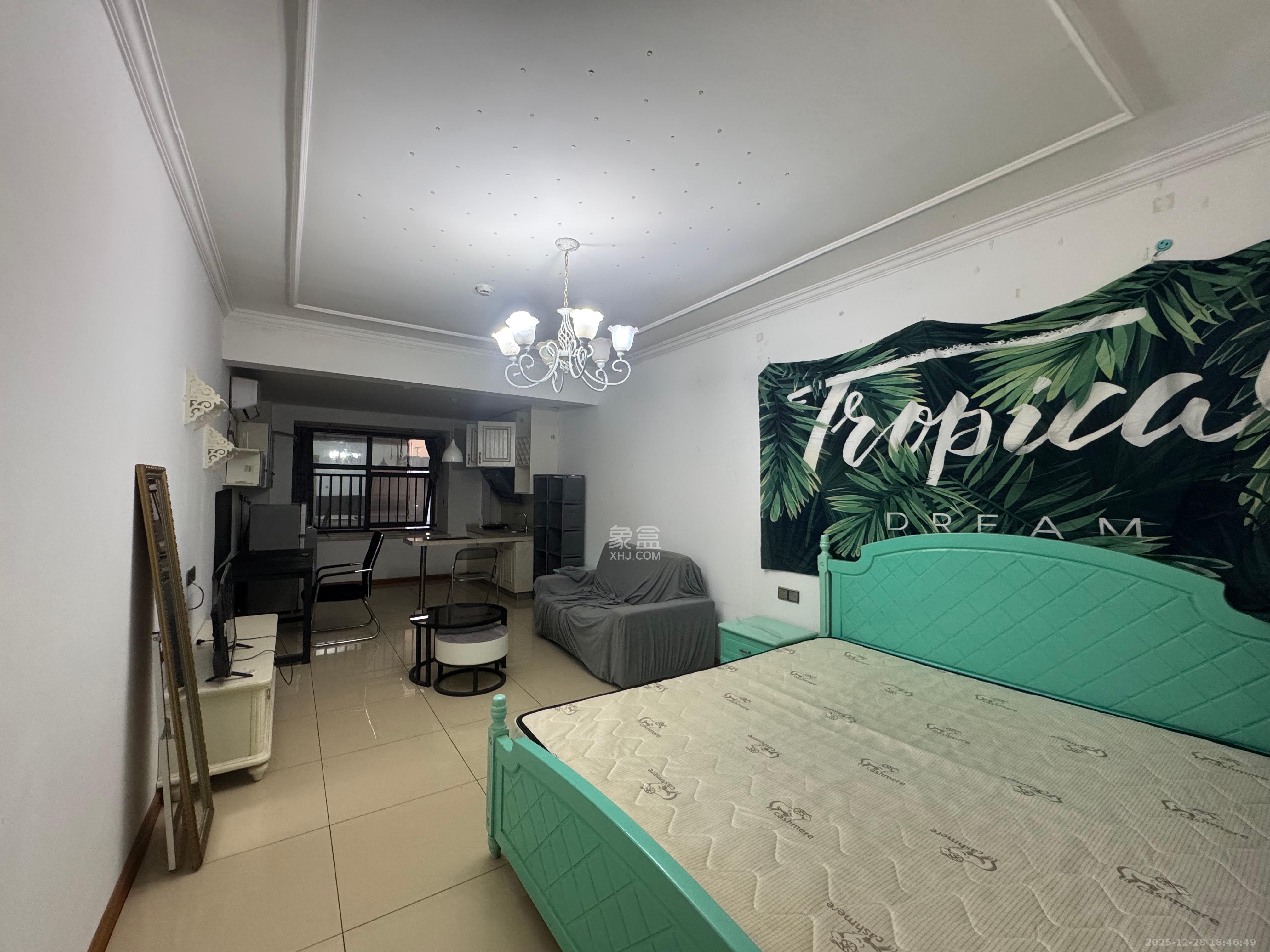 蓝湾国际广场  1室1厅1卫    1500.0元/月