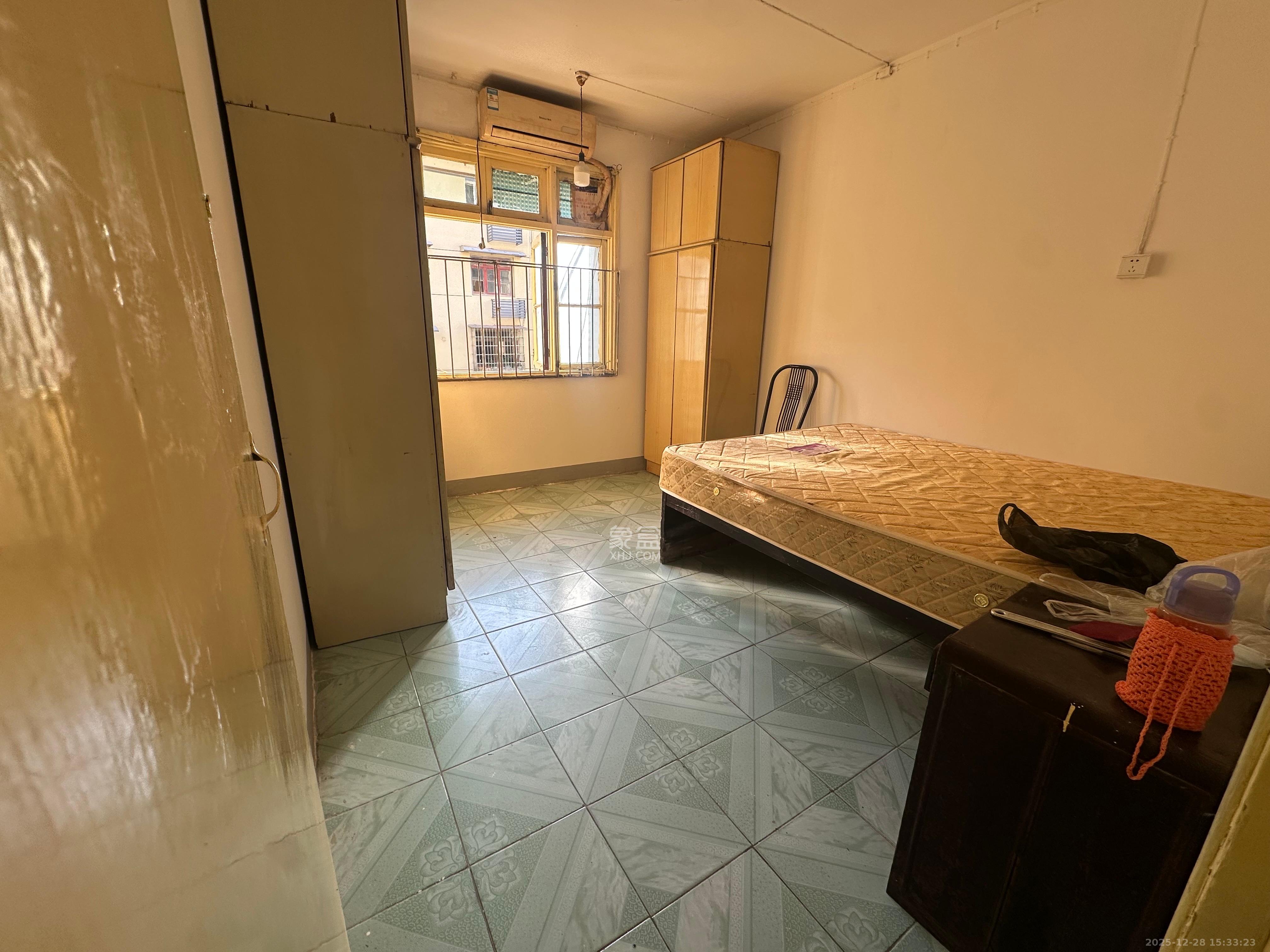 魏家坡  1室1厅1卫    1200.0元/月