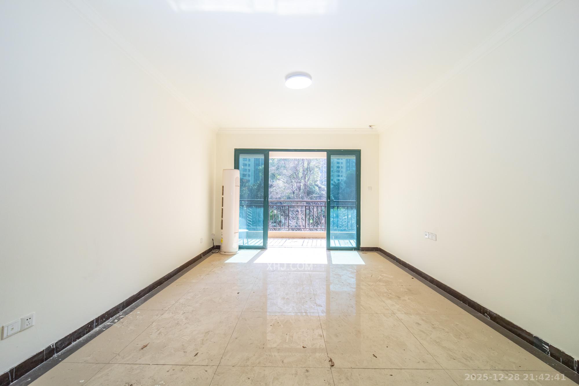 恒大雅苑  3室2厅2卫    110.0万