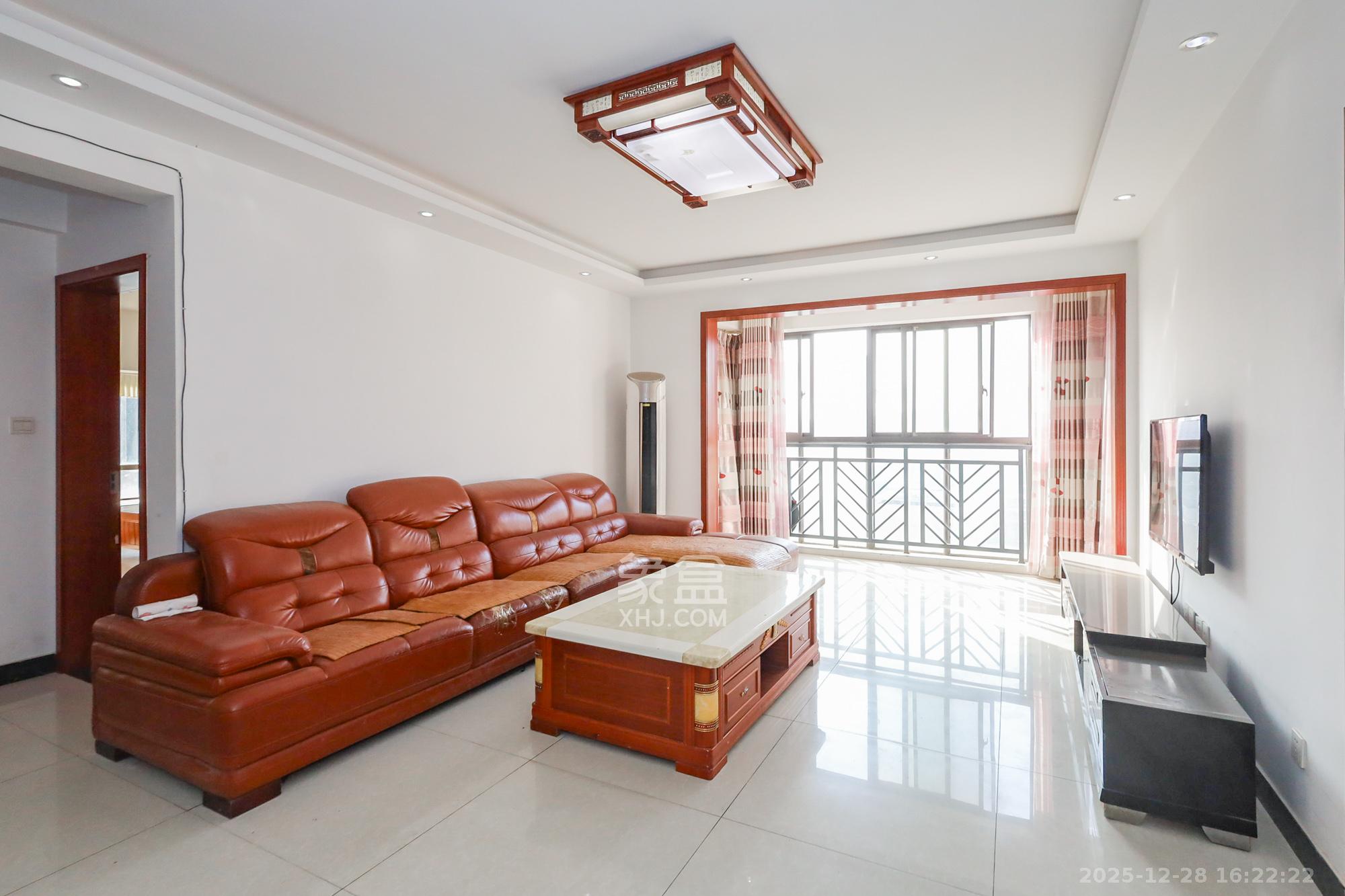 旭辉藏郡（藏郡、旭湘华府)  3室2厅2卫    260.0万