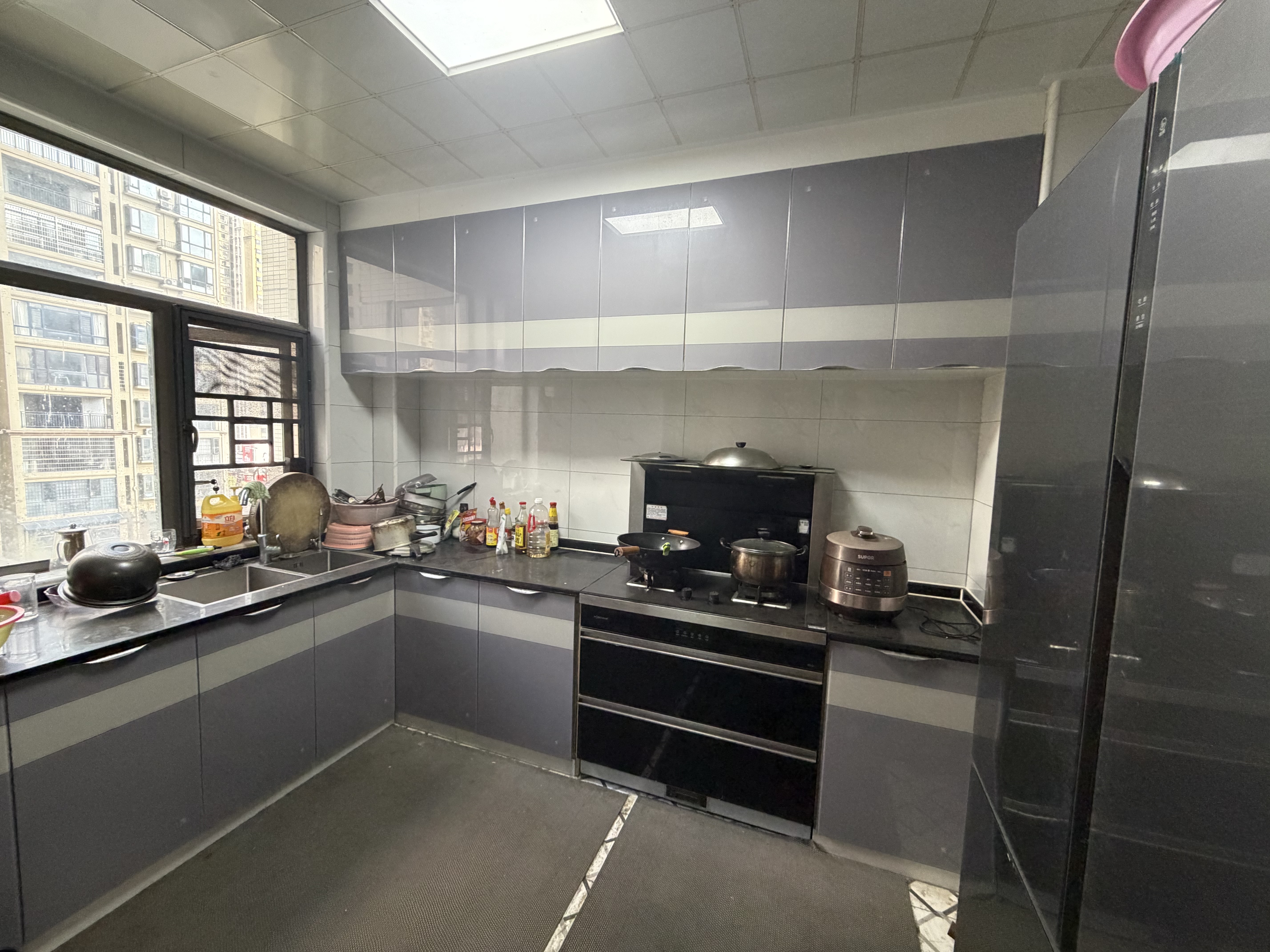 吉星金融广场(牡丹园) 4室2厅2卫 2500.0元/月 吉星金融广场(牡丹园) 4室2厅2卫 2500.0元/月室内图