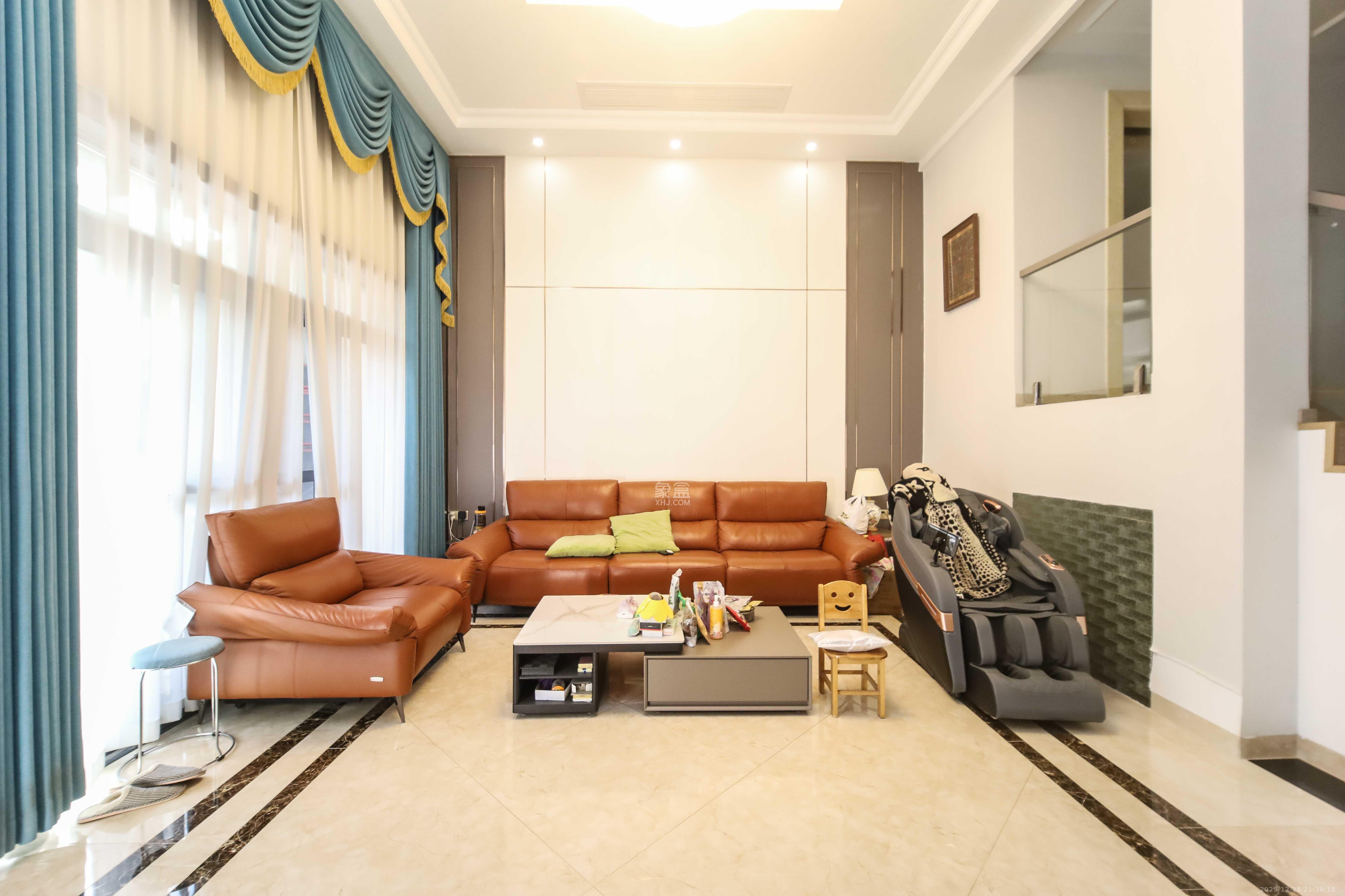 水云间  4室2厅3卫    490.0万