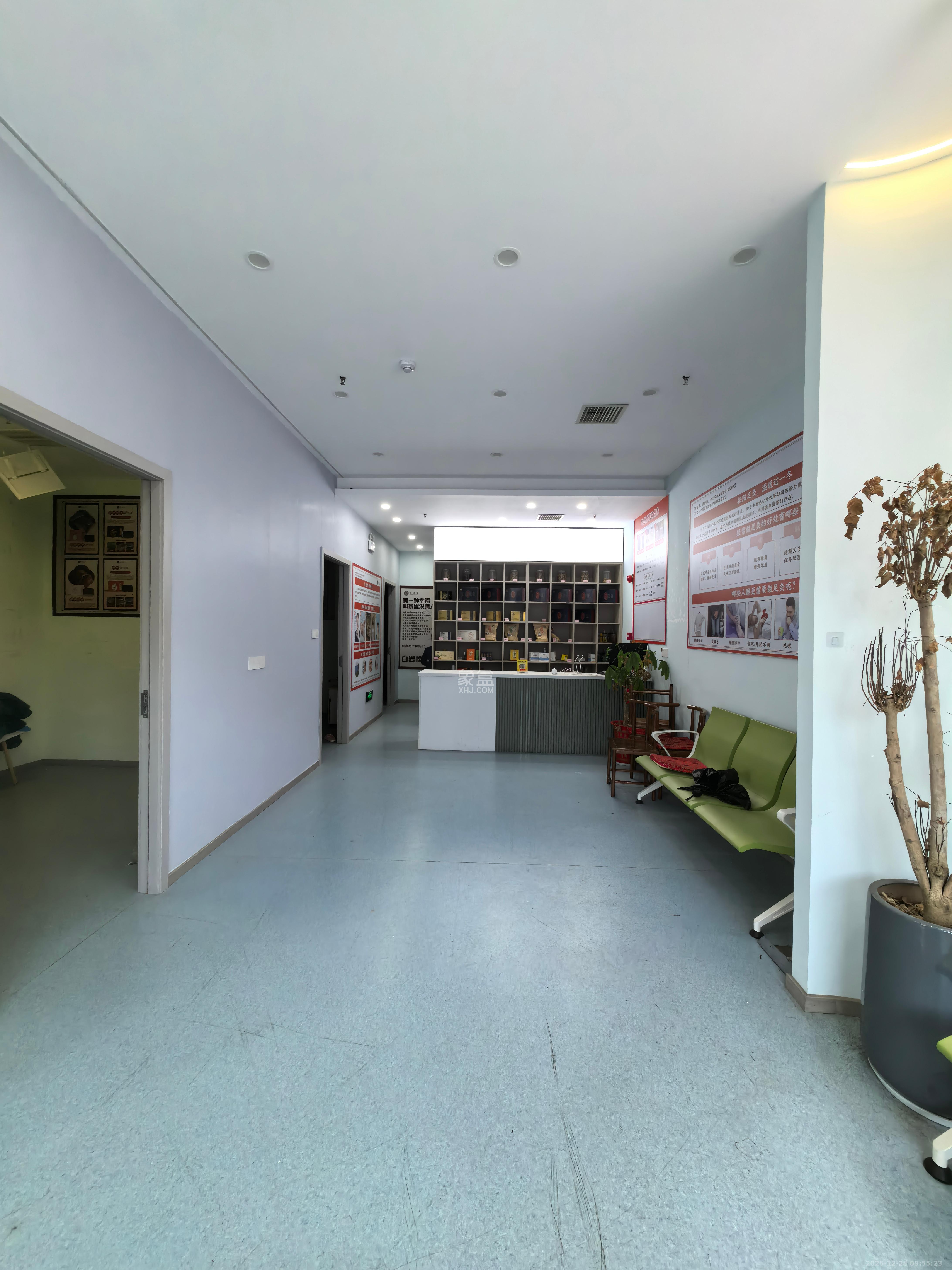 华润置地广场二期   279.0㎡      9000.0元/月室内图