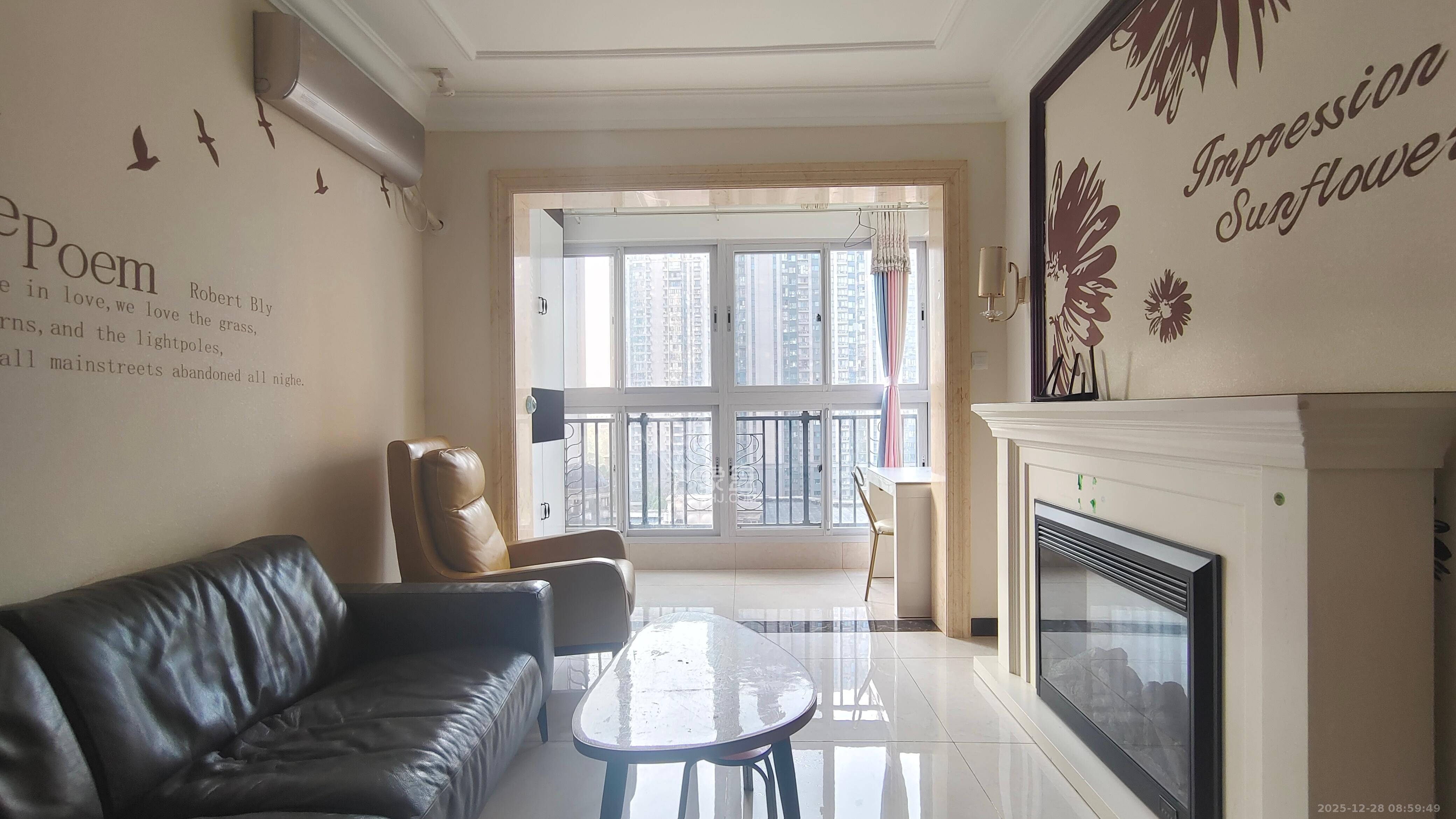 恒大江湾  2室2厅1卫    2000.0元/月