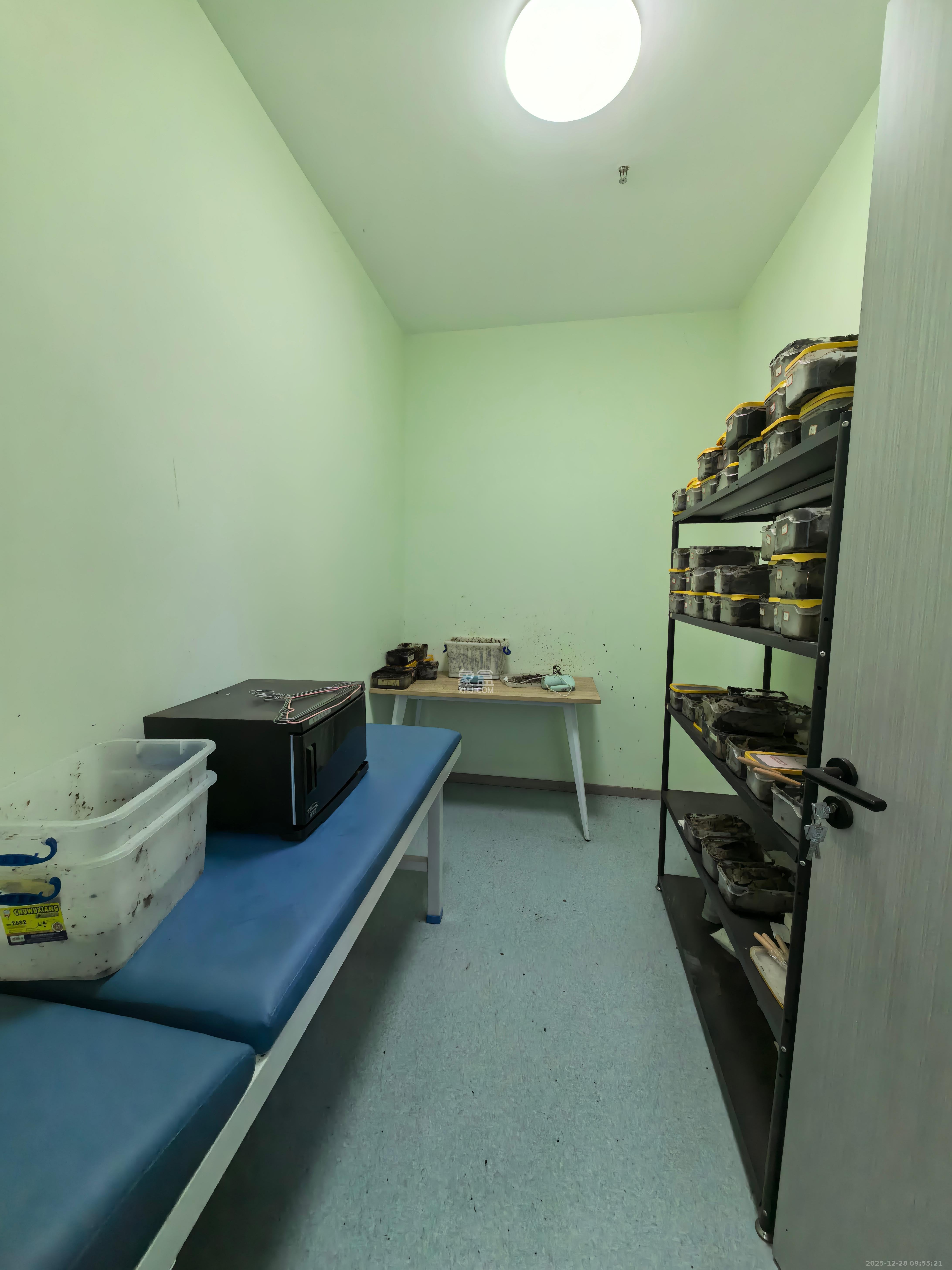 华润置地广场二期   279.0㎡      9000.0元/月