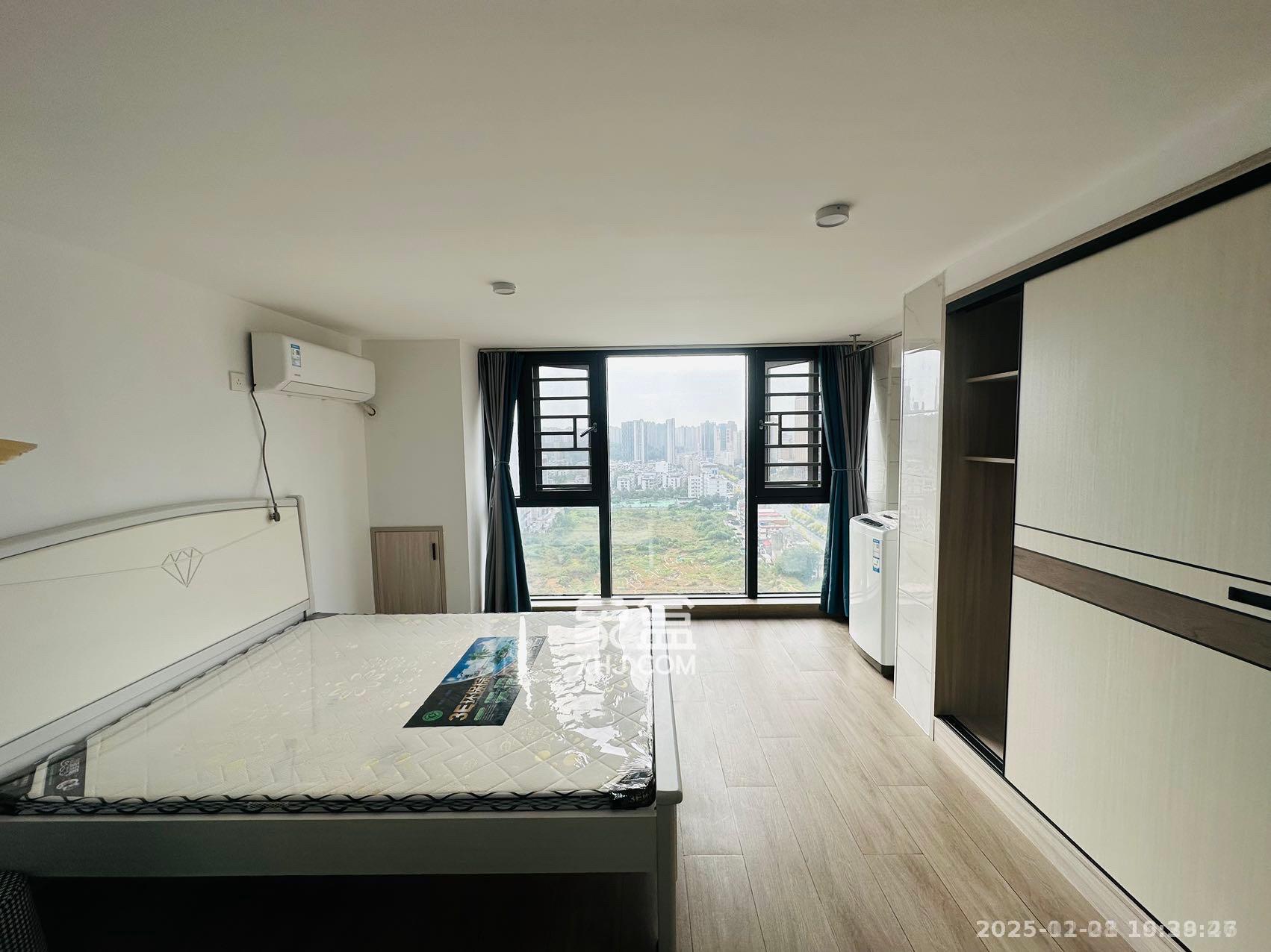 振业城三期  1室1厅1卫    1600.0元/月