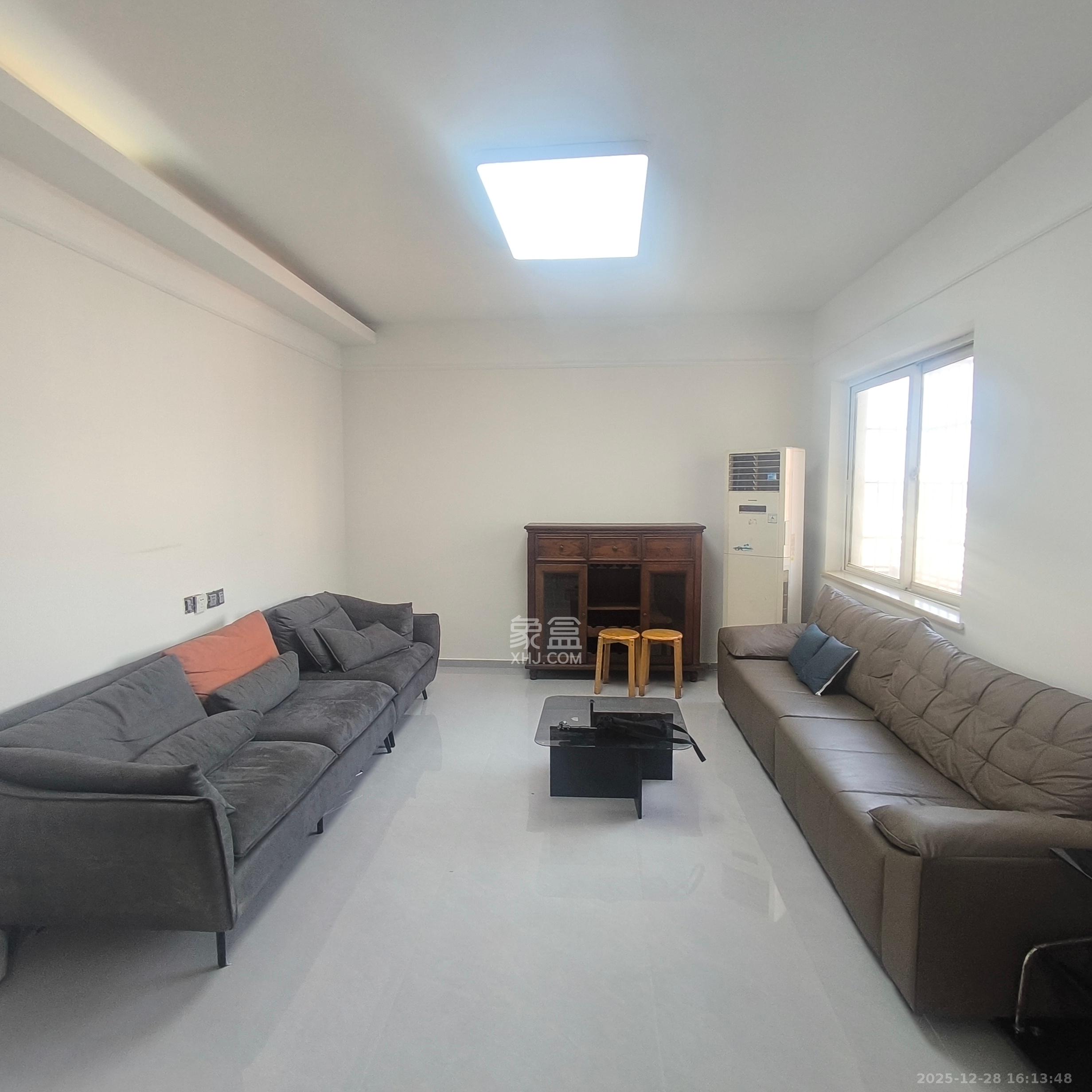 谋房博客(博客天街)  3室2厅1卫    2600.0元/月