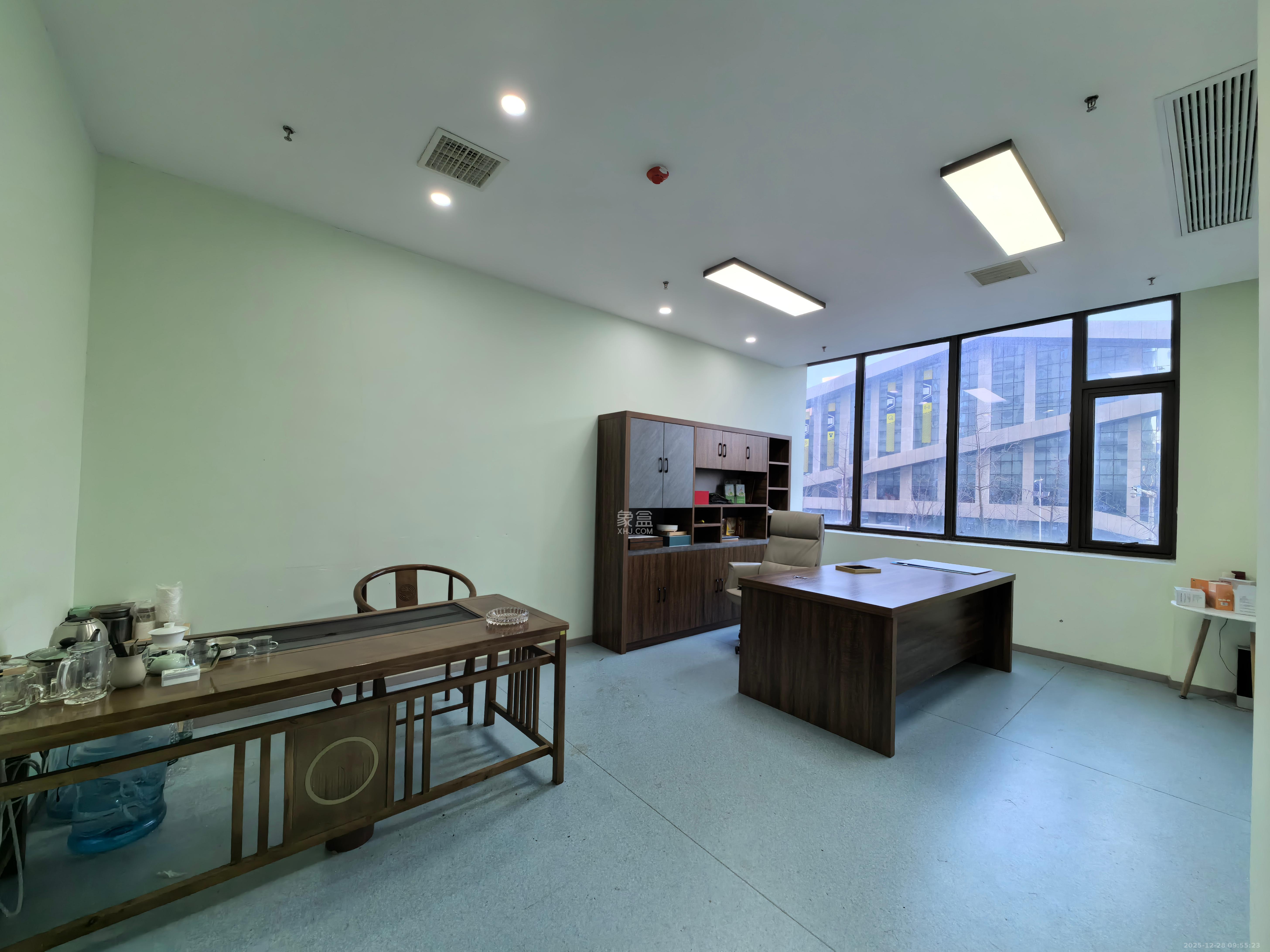 华润置地广场二期   279.0㎡      9000.0元/月室内图