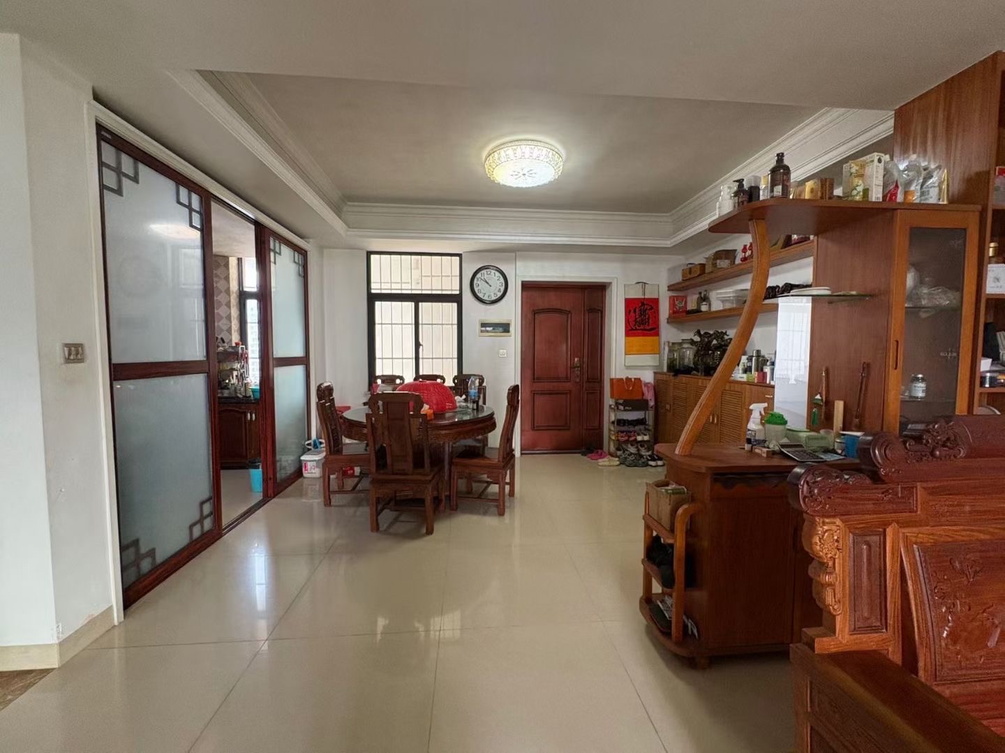 龙景商业城  4室2厅2卫    165.0万