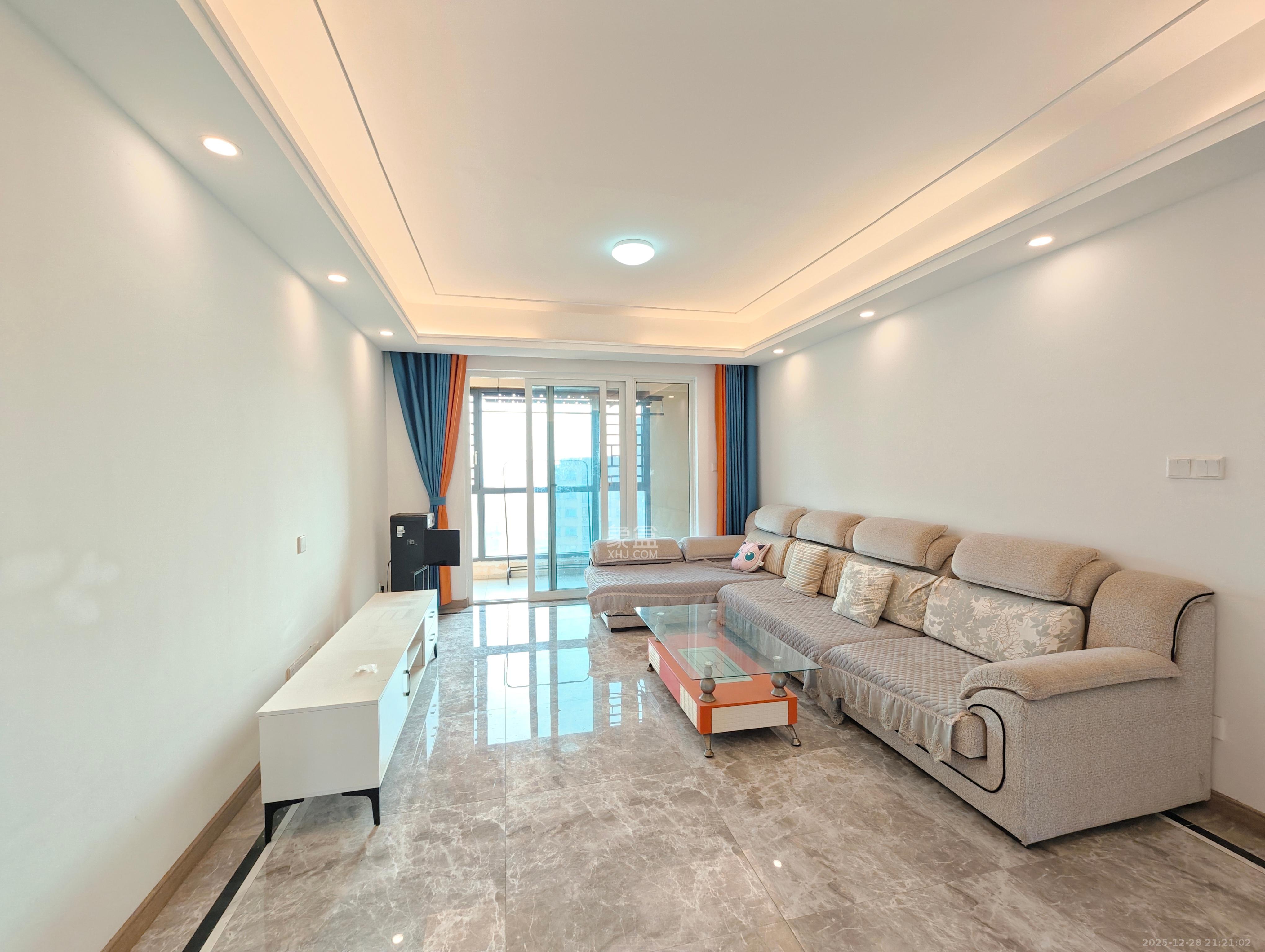 金地中交麓谷香颂(金地中交雅苑)  3室2厅2卫    3320.0元/月