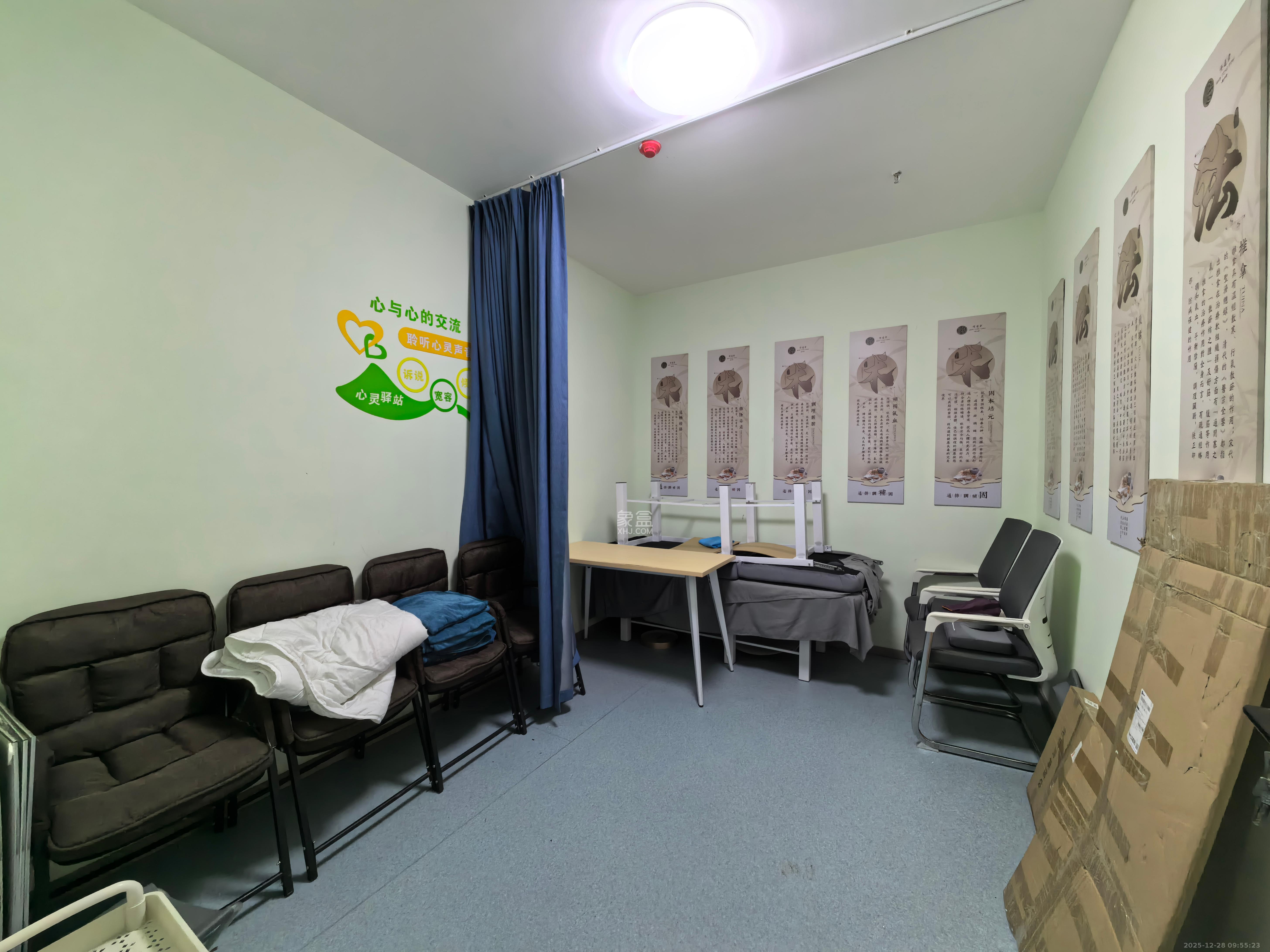 华润置地广场二期   279.0㎡      9000.0元/月室内图