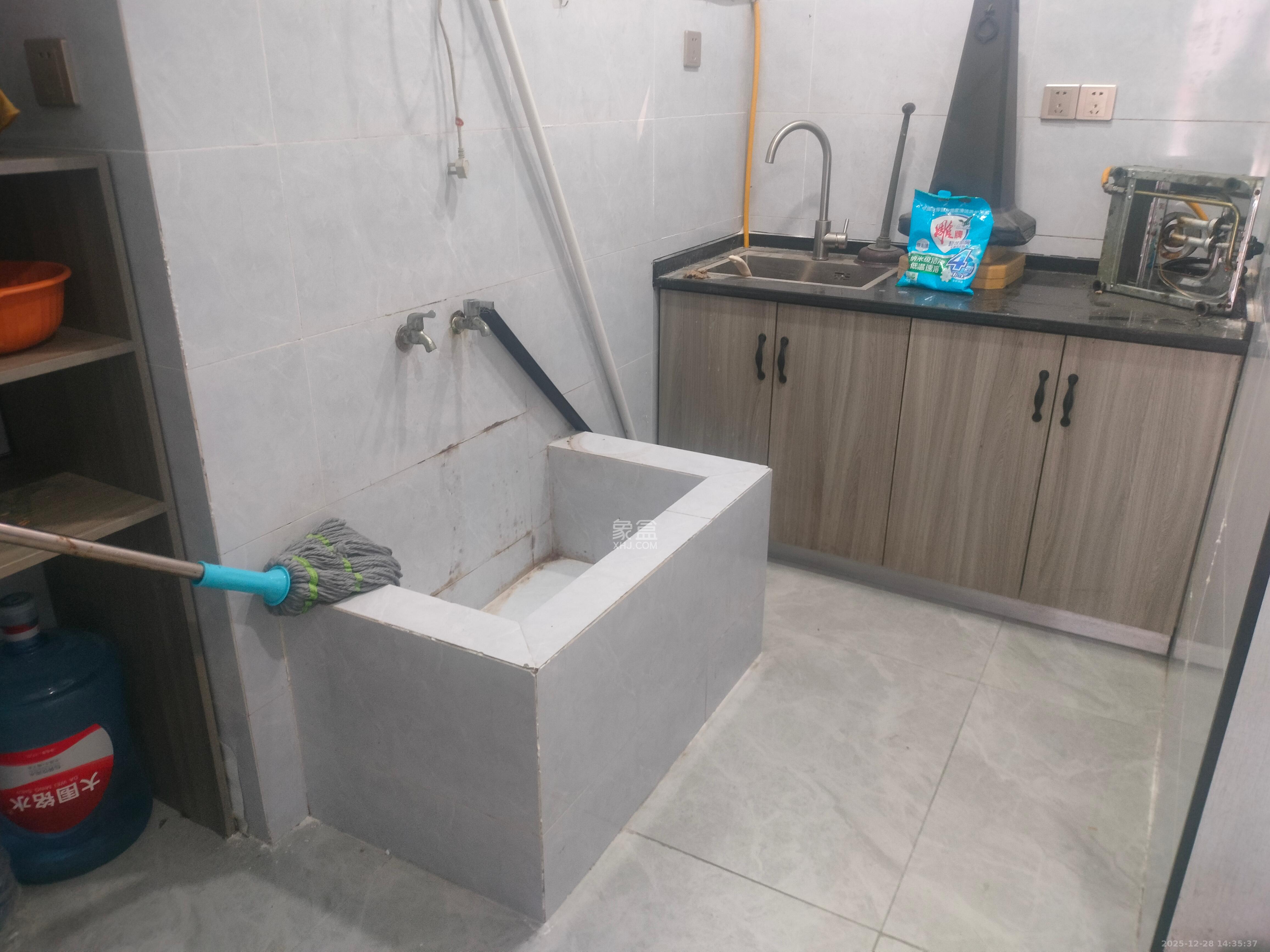 永宏佳园   48.0㎡      5000.0元/月室内图