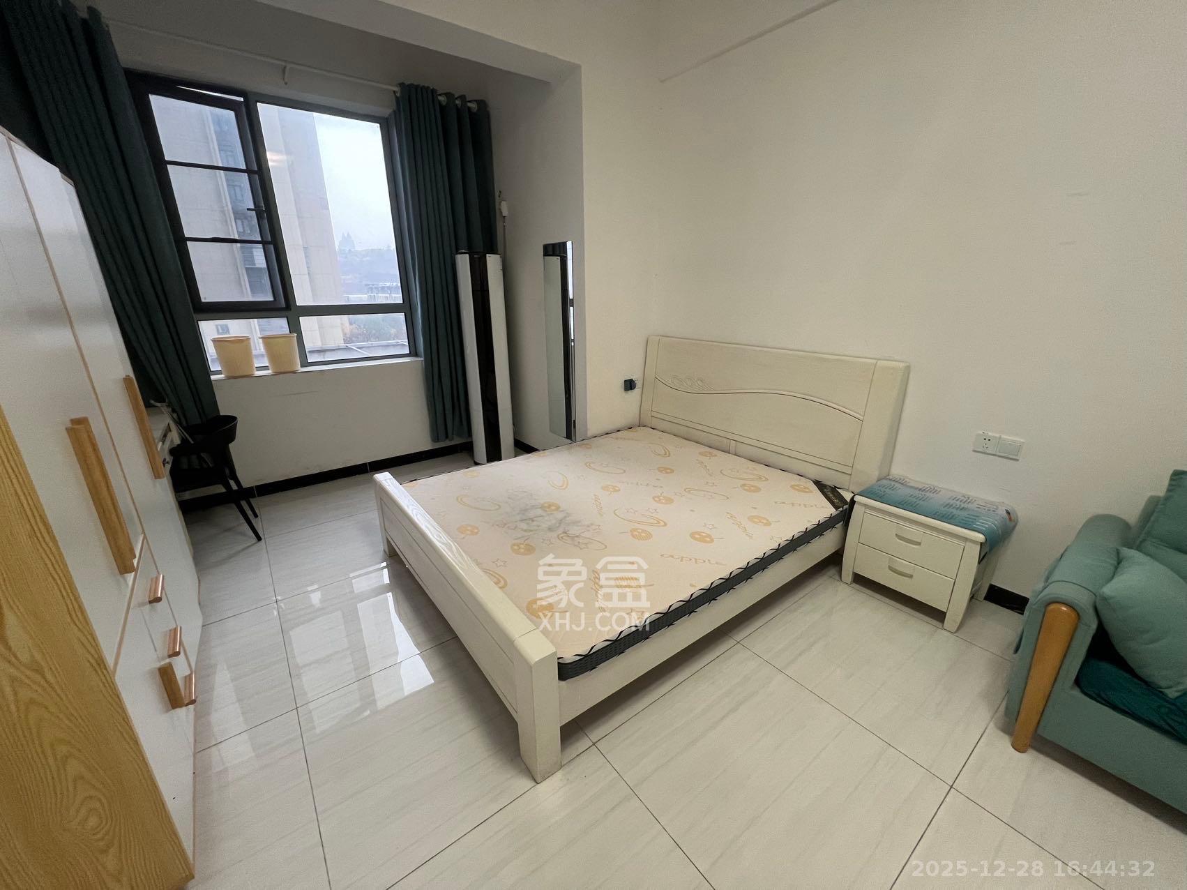 绿地之窗   50.54㎡      1300.0元/月室内图