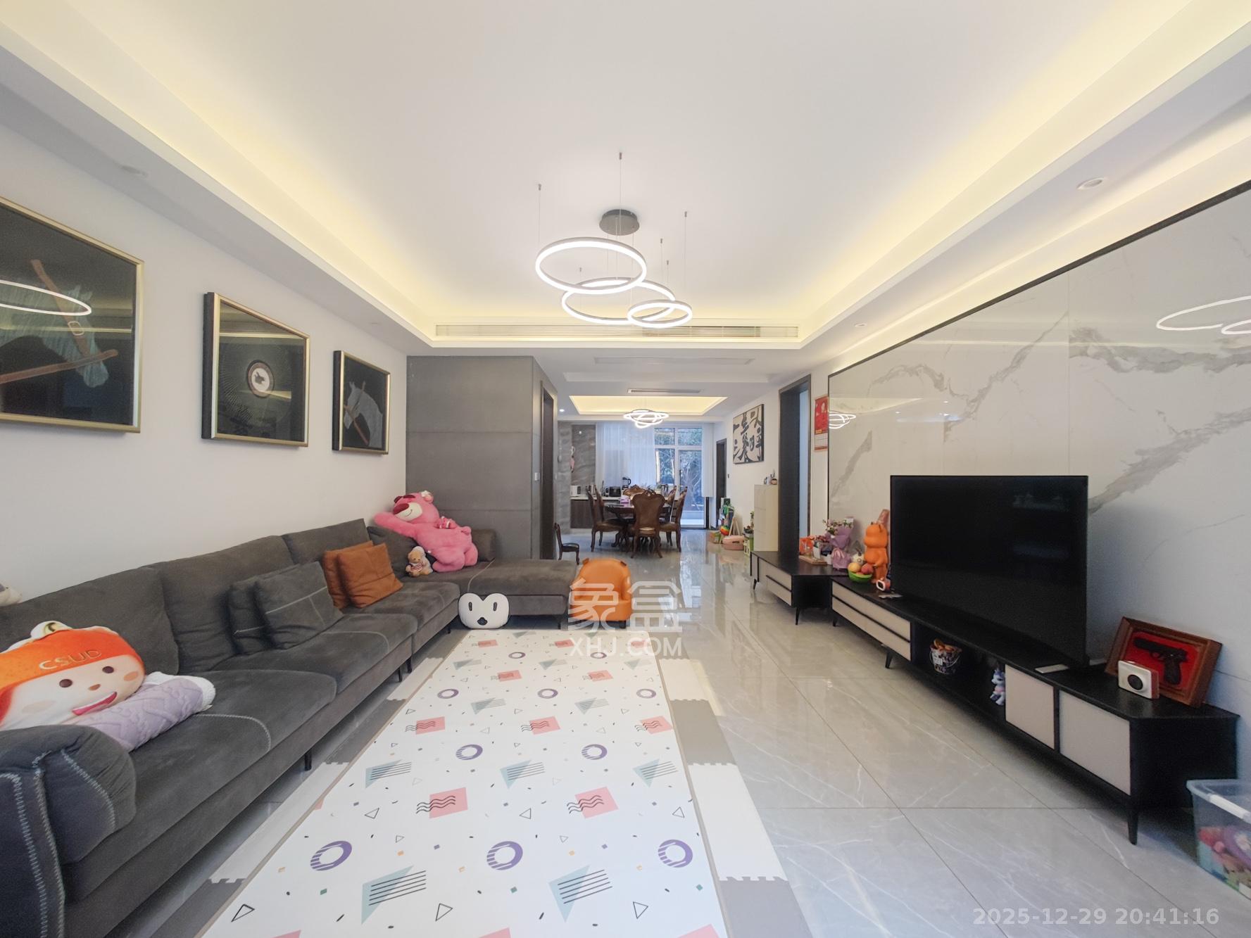 合能枫丹丽舍（柏悦名苑)